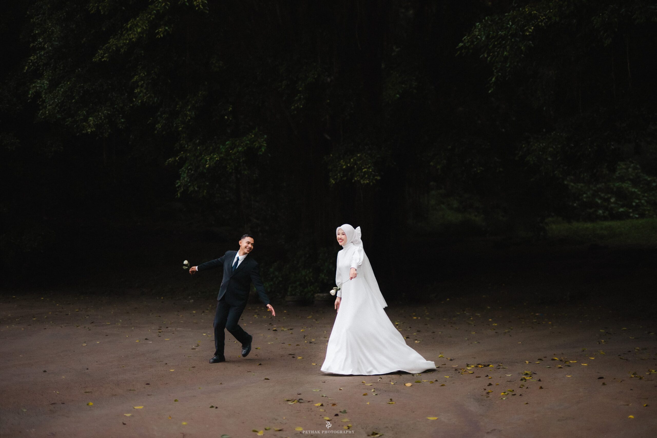 Sekar & Hanif 8