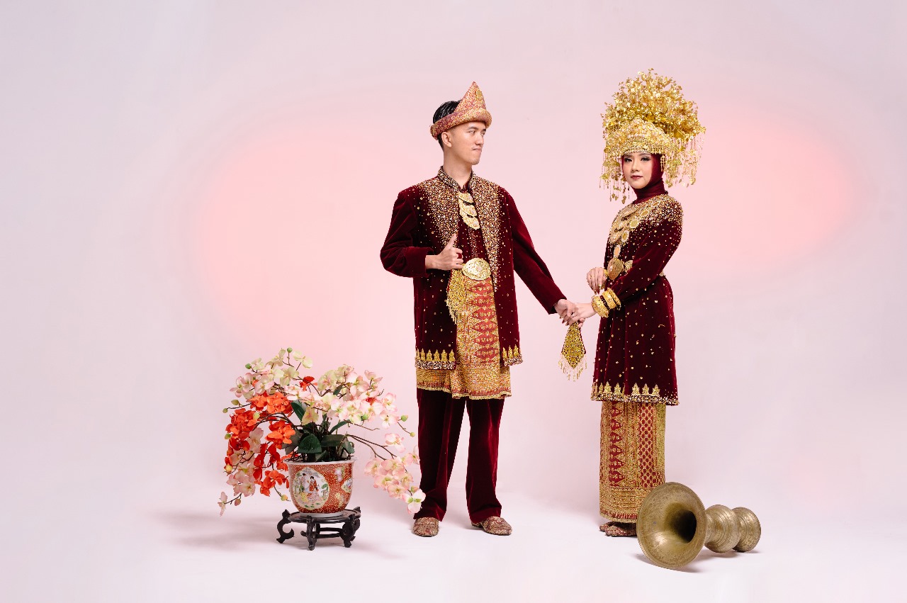Anggun & Azhary 5