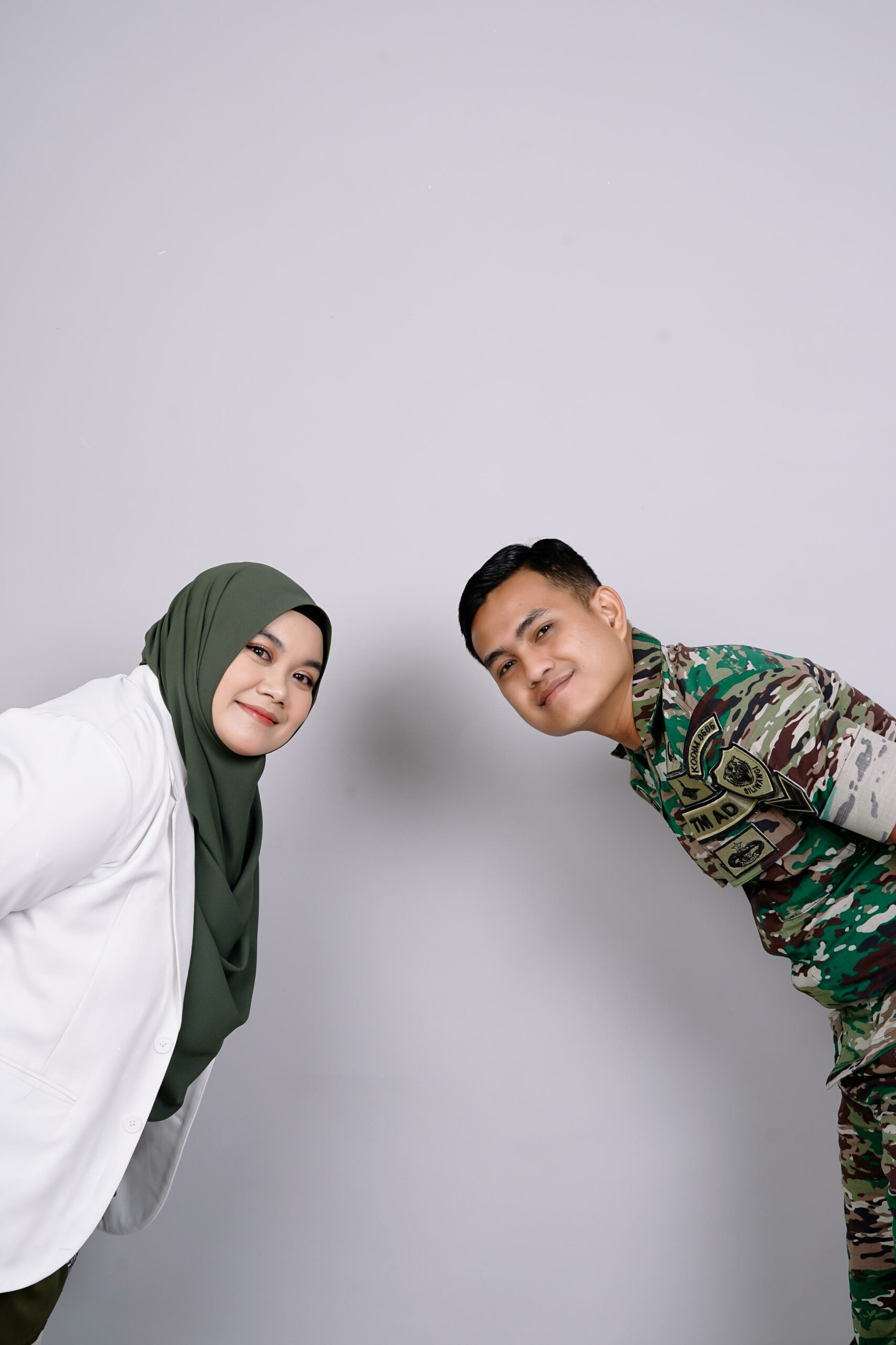 Latifa & Yoga 13