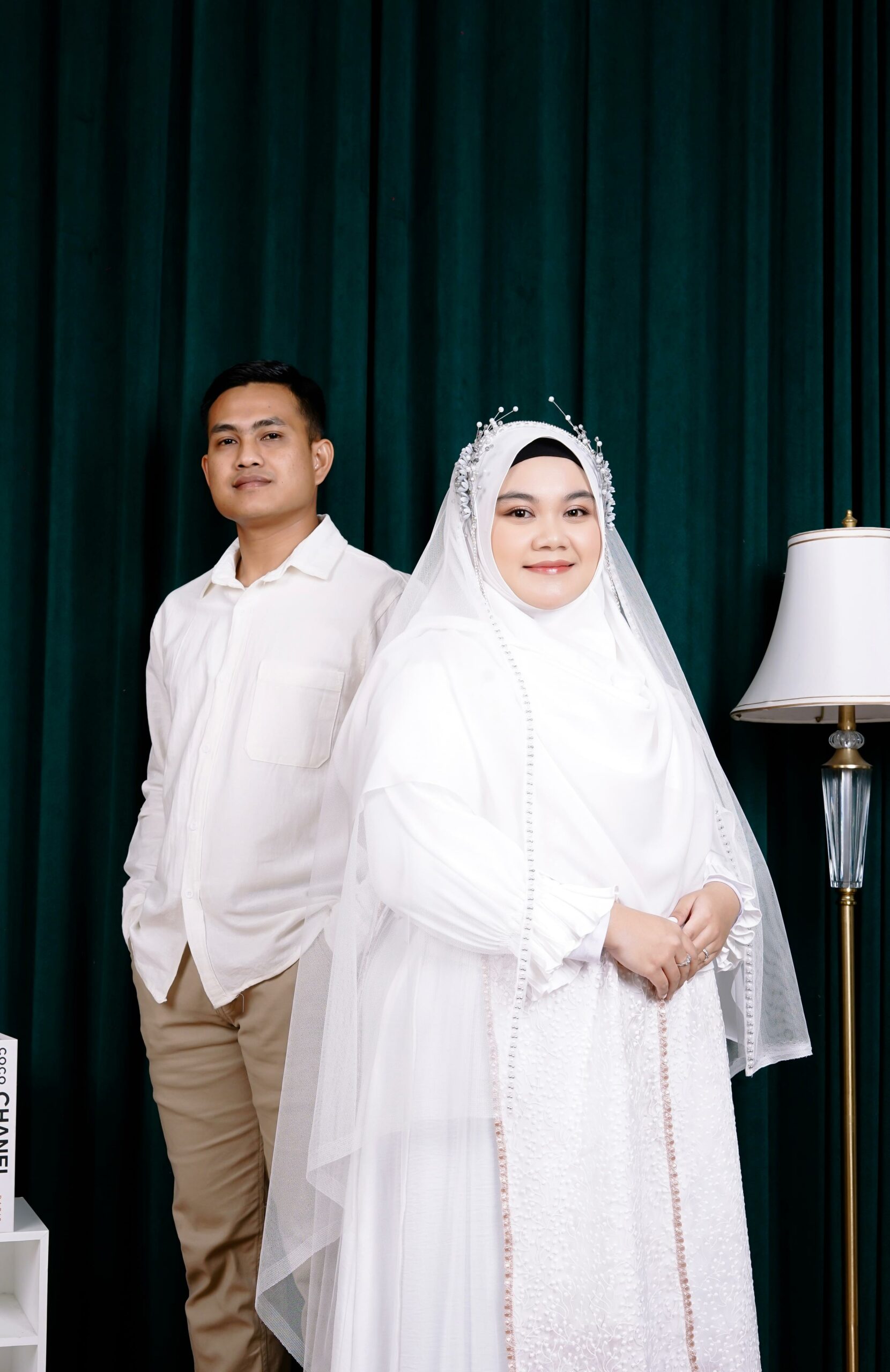 Latifa & Yoga 20 terima kasih