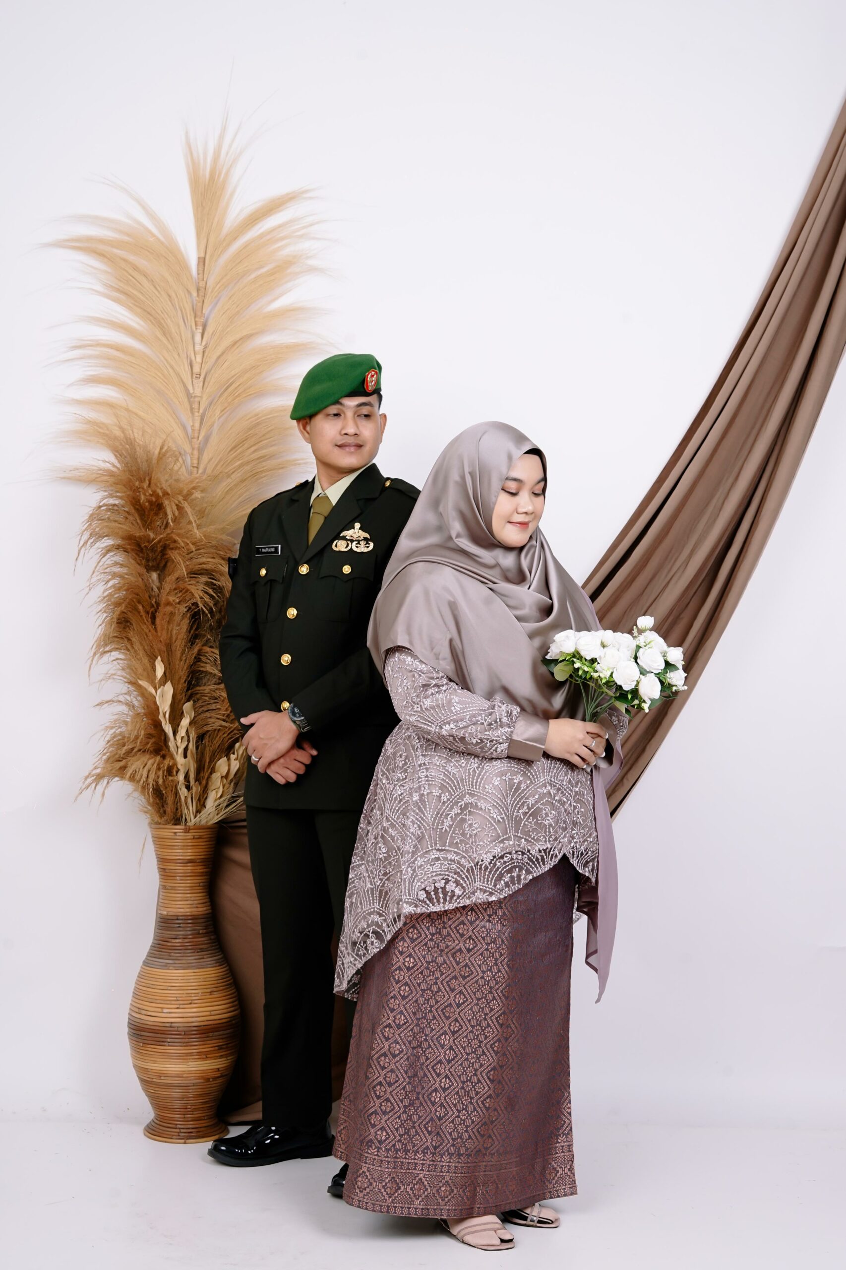 Latifa & Yoga 8