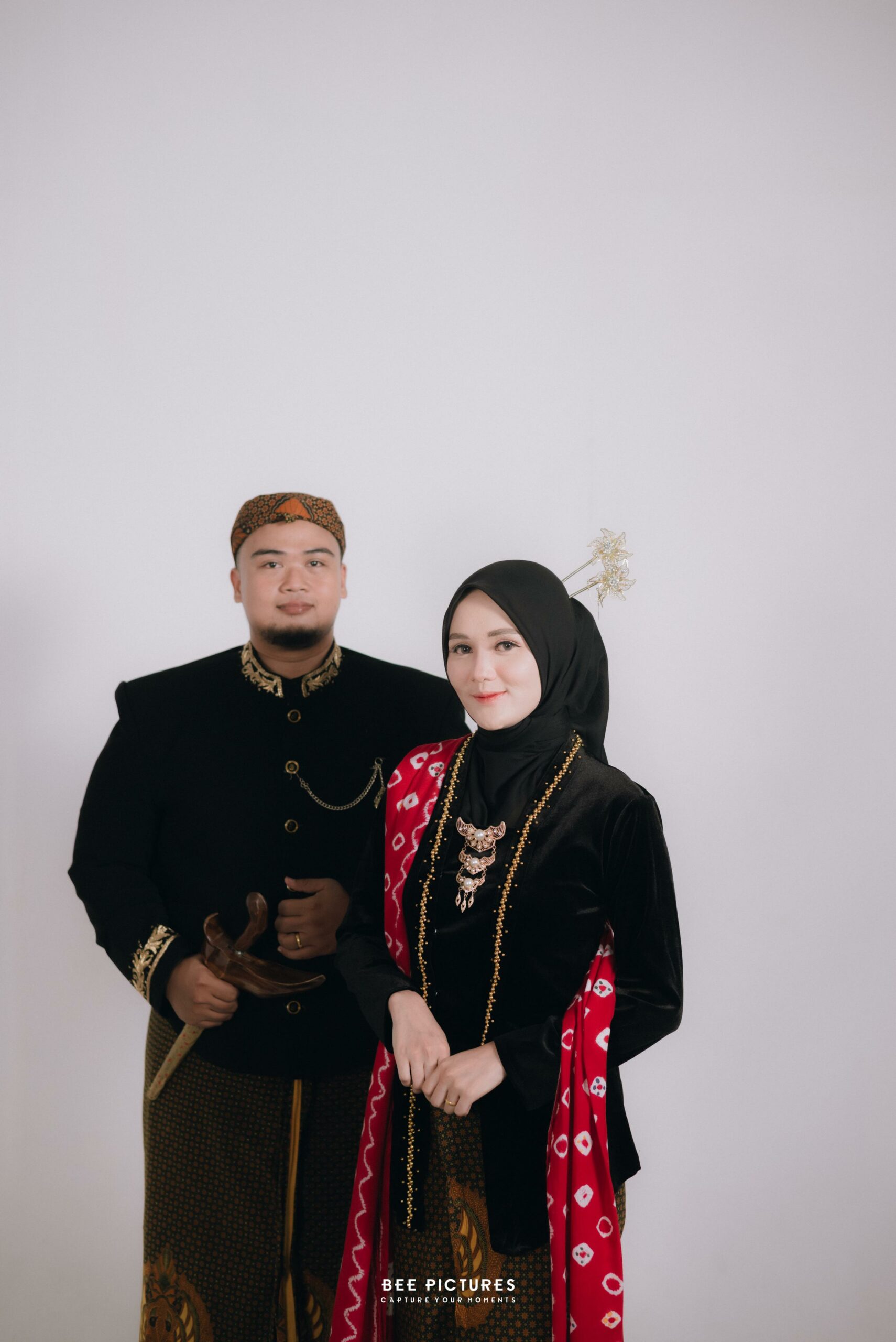 Sumantri & Rahmi 1 DIBAWAH HOME