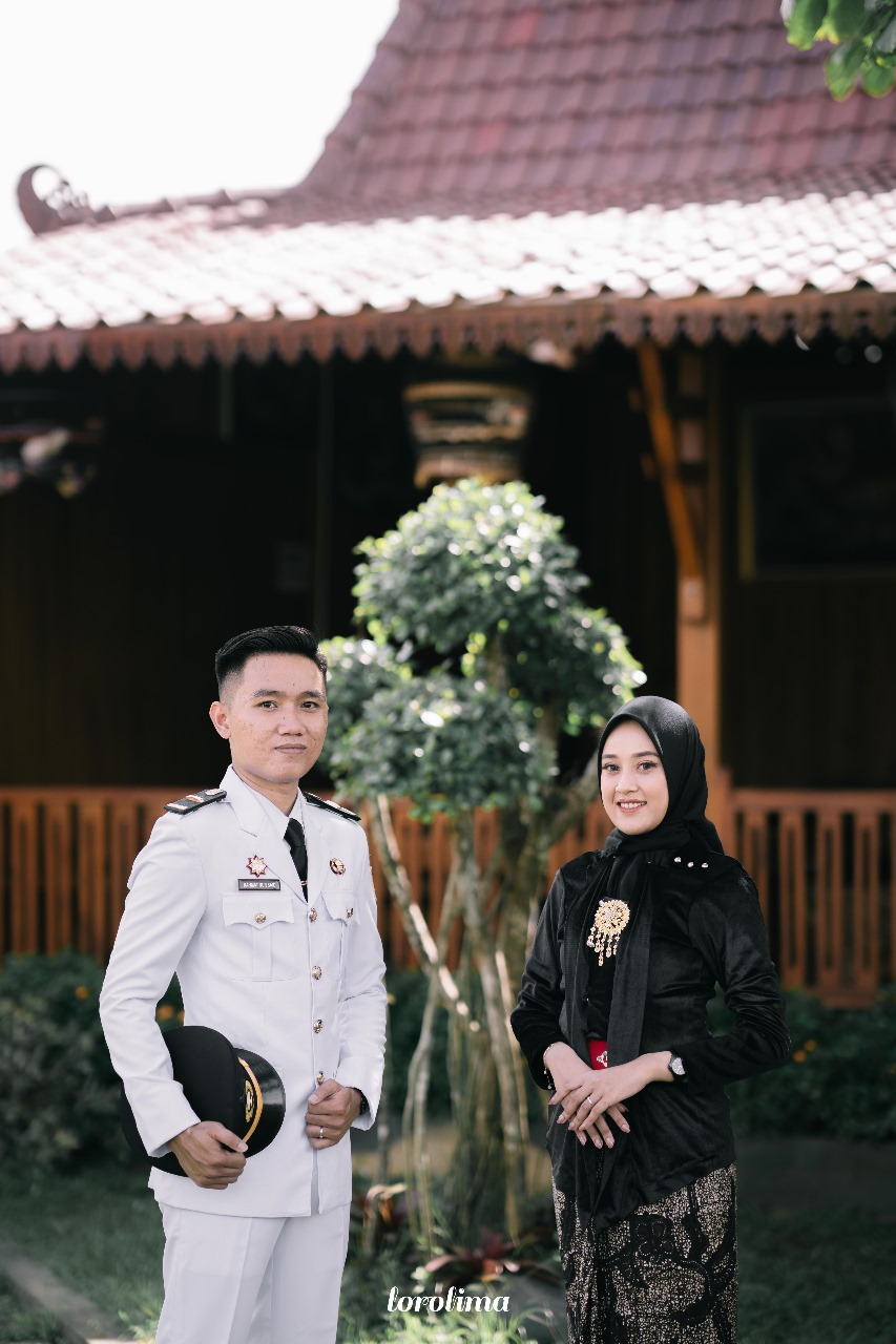 Aurellia & Rahmat 16