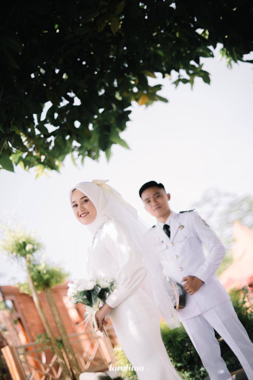 Aurellia & Rahmat 20