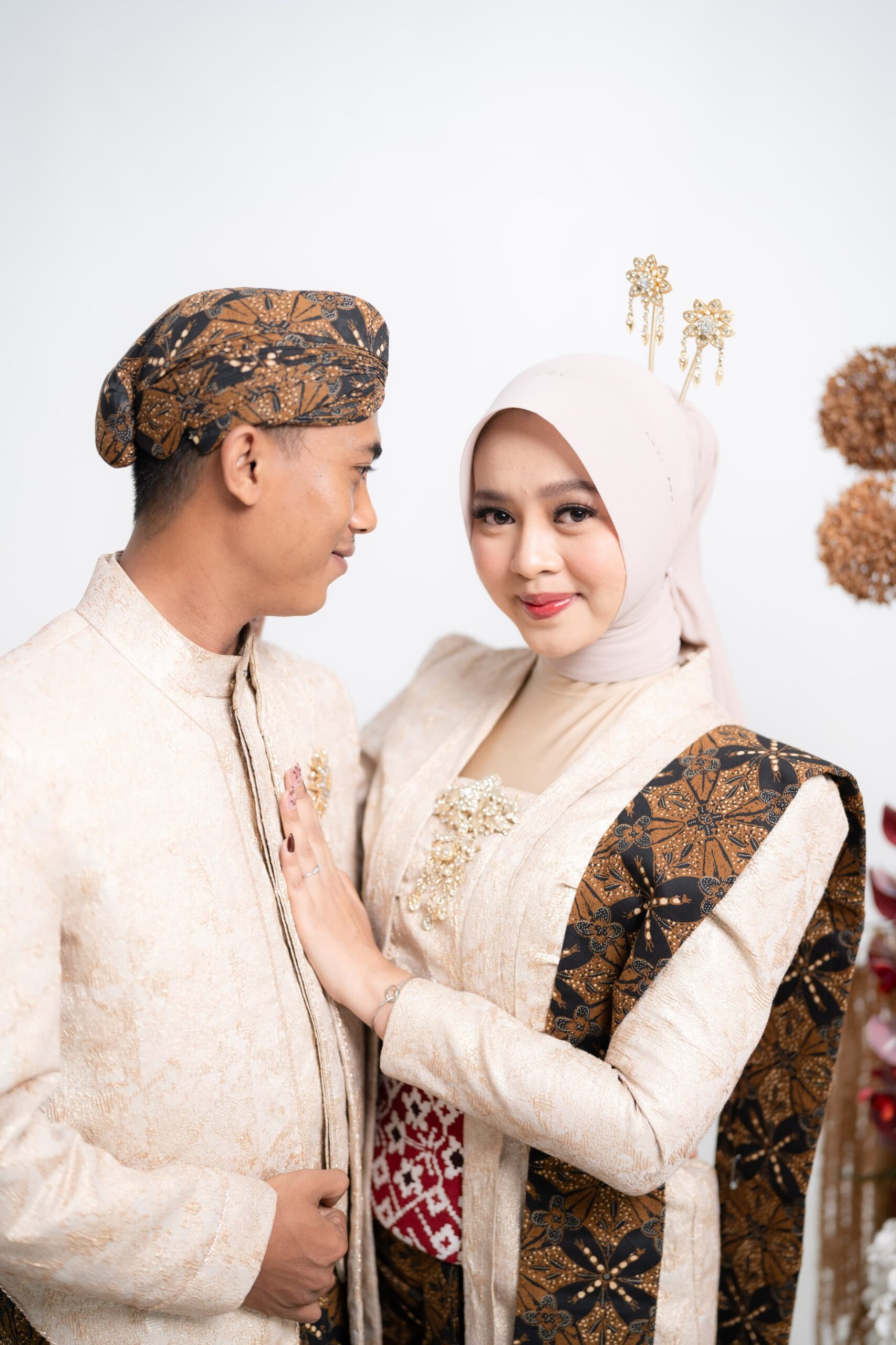 Cahyani & Anggit 2