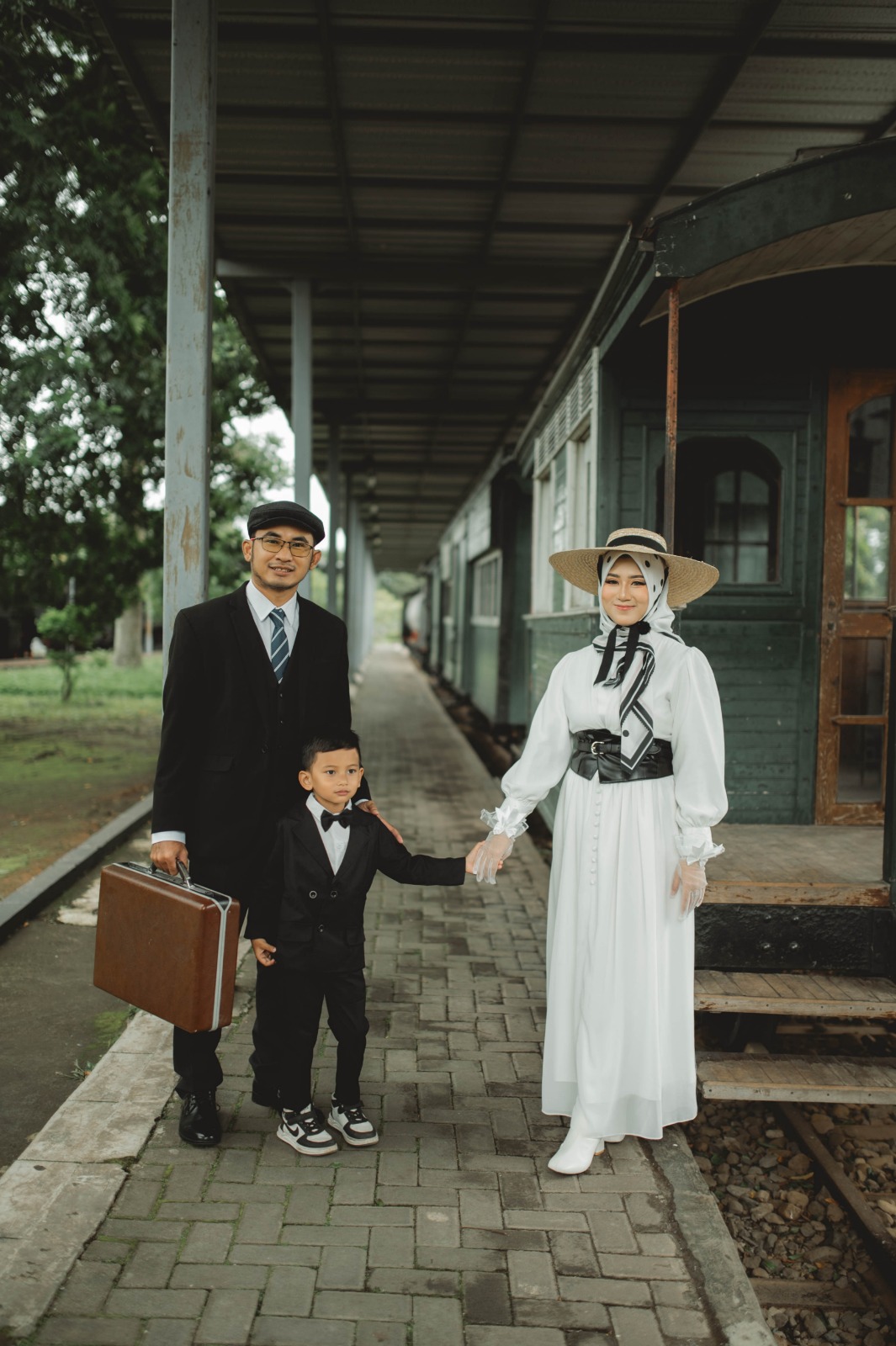 Cindy & Alih 13 Gallery 5
