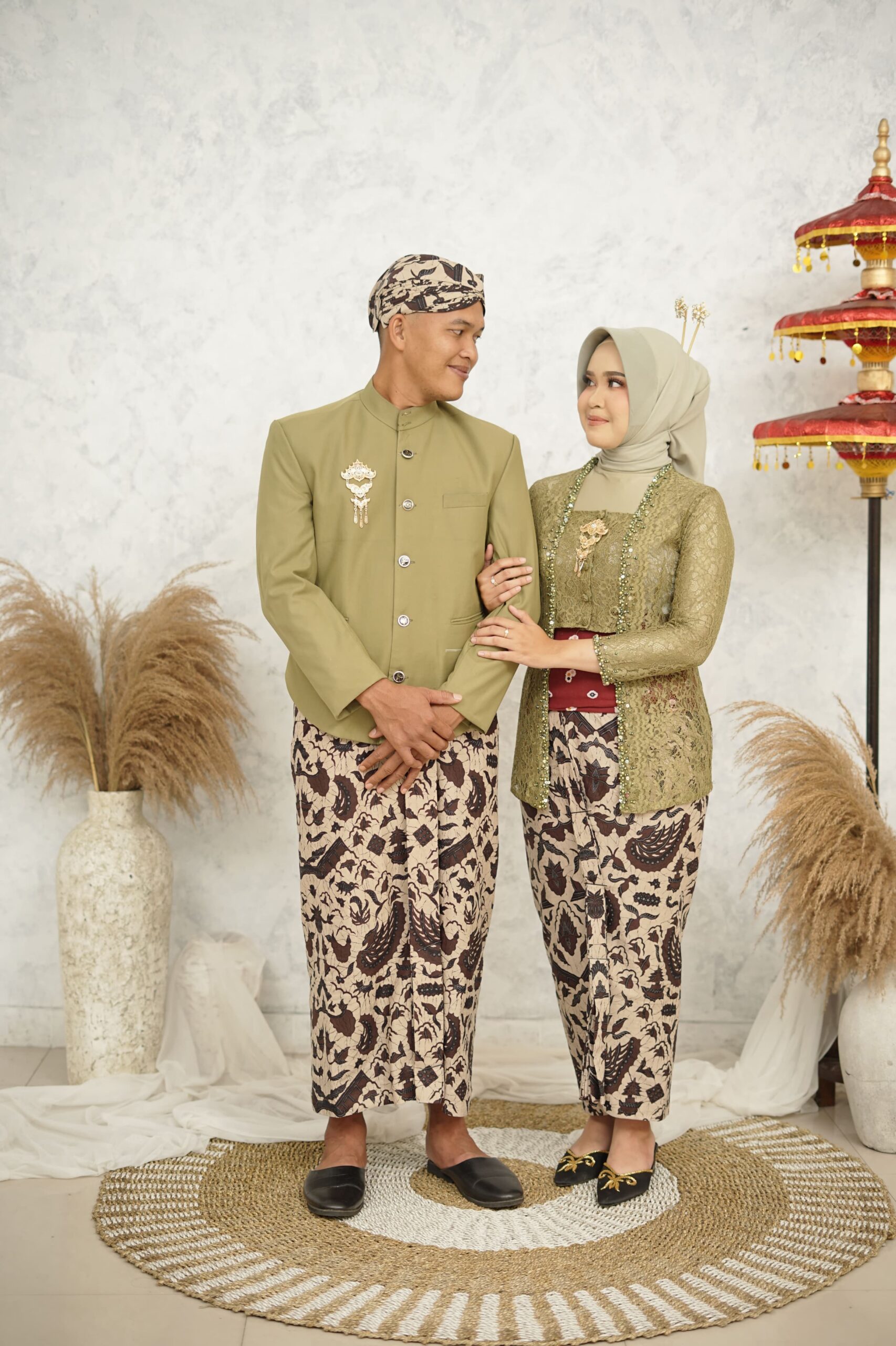 Ragil & Yanuba 4