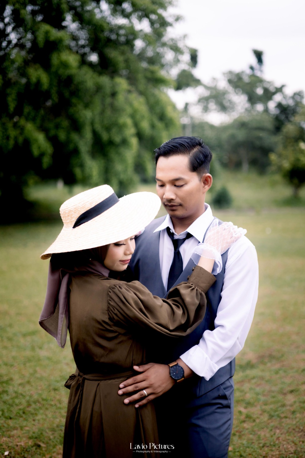 Somad & Indri 11