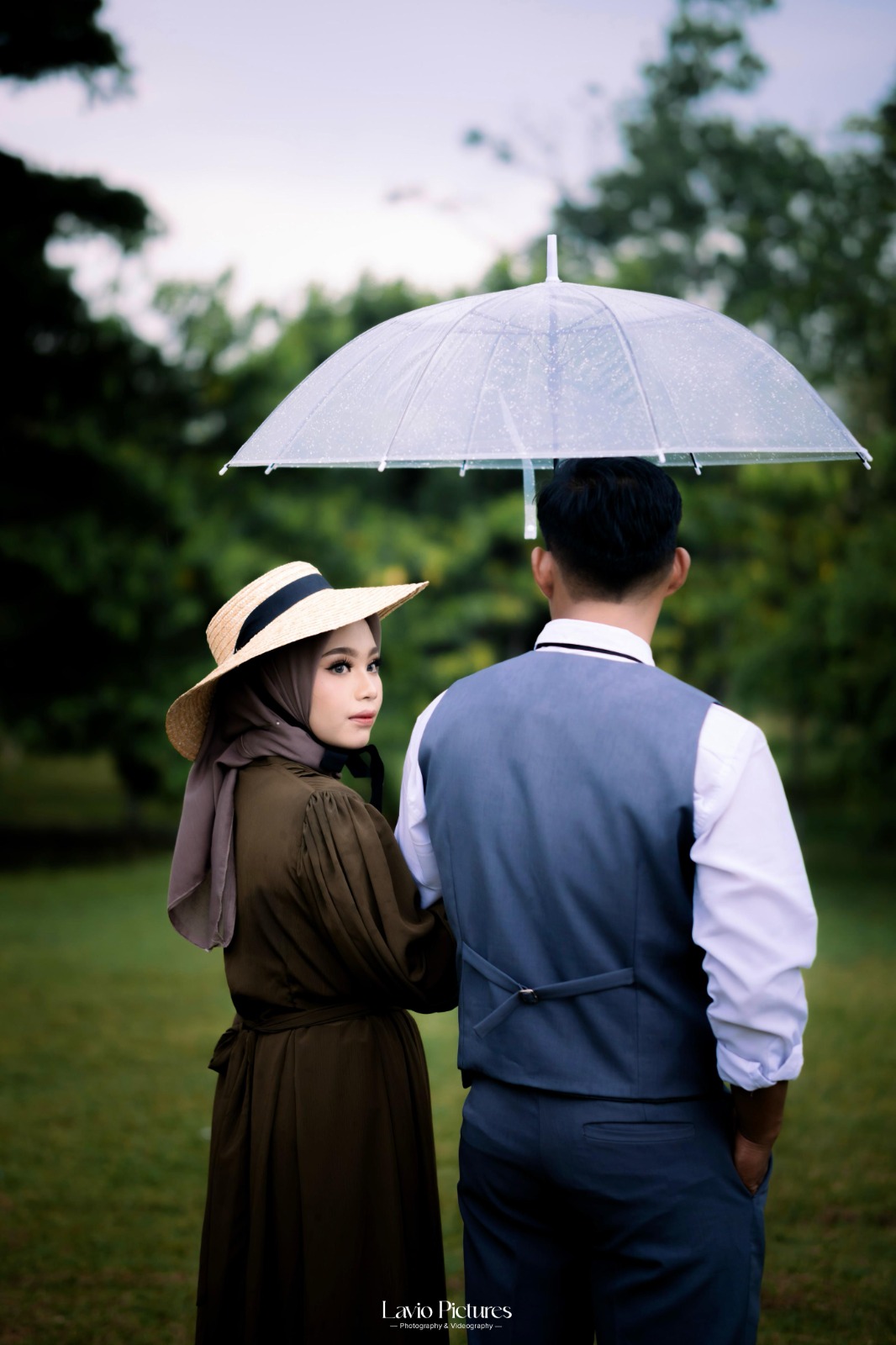 Somad & Indri 18