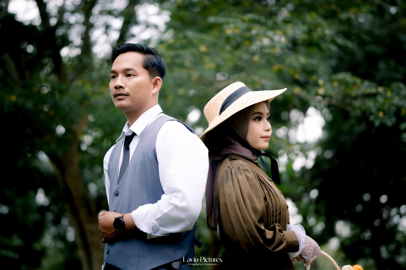 Somad & Indri 19