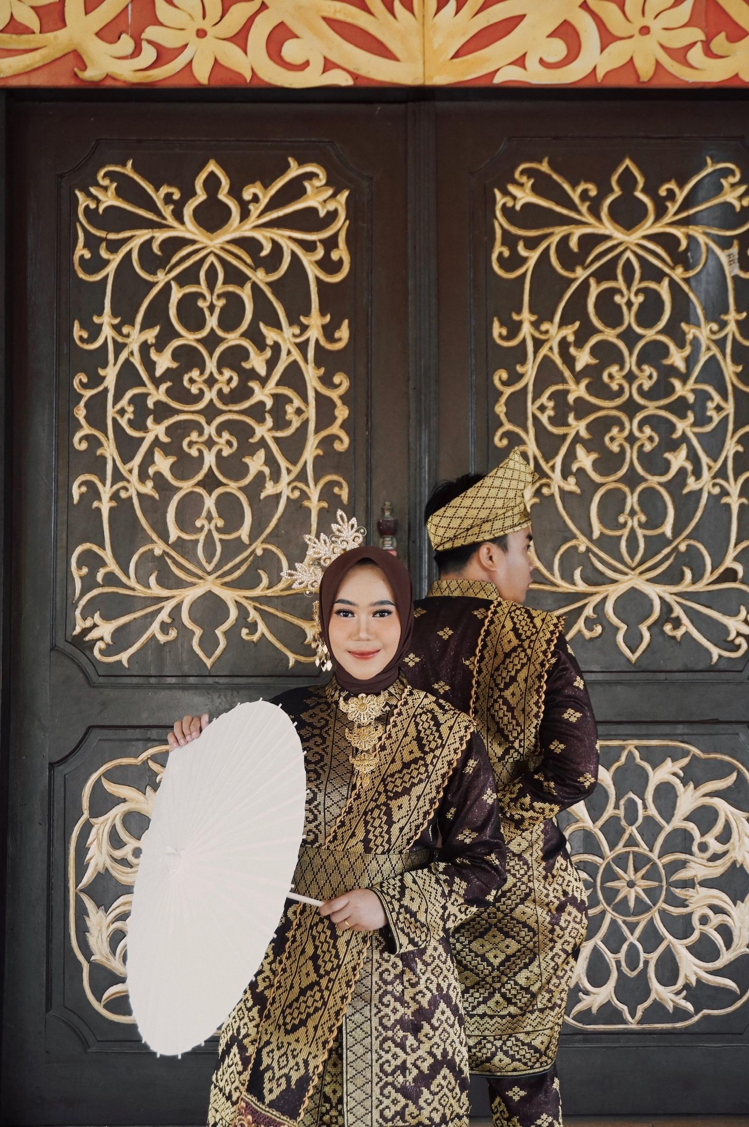 Desma & Ade 4