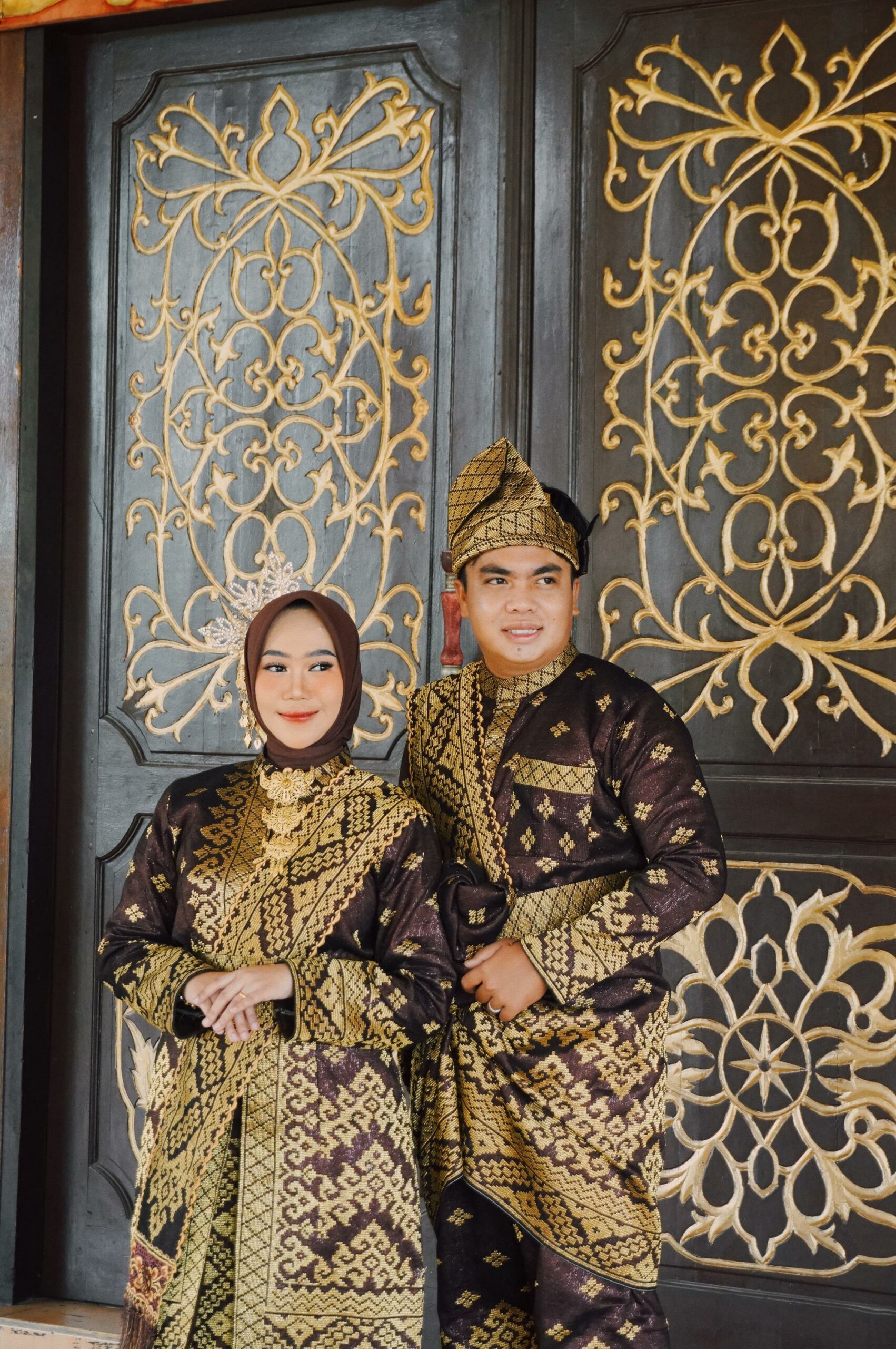 Desma & Ade 9