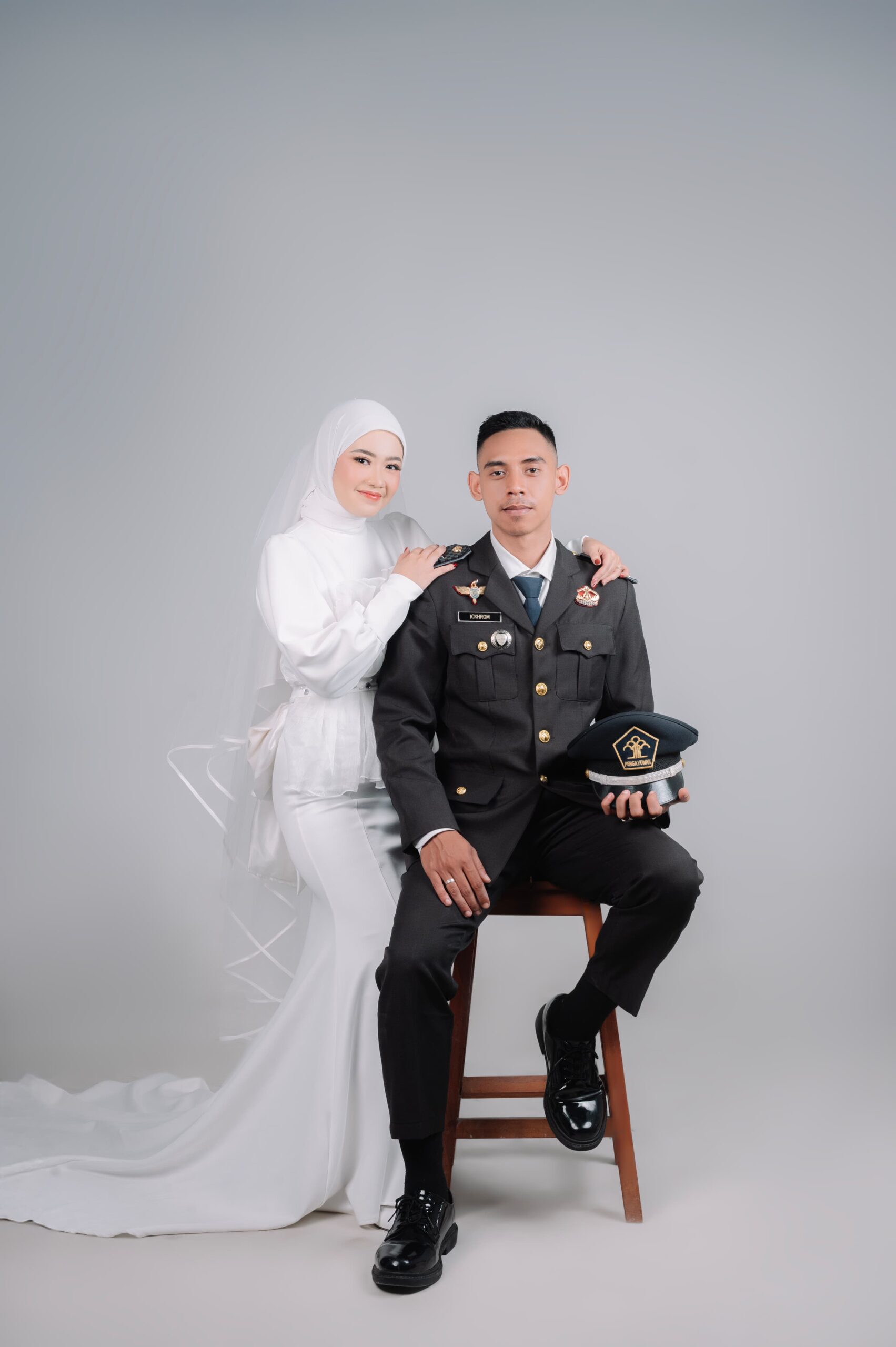 Ickhrom & Ayu 13