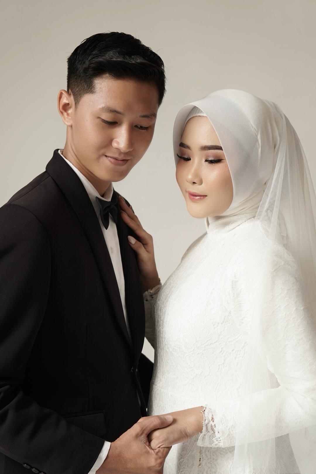 Indah & Hasby 15 LOVESTORY