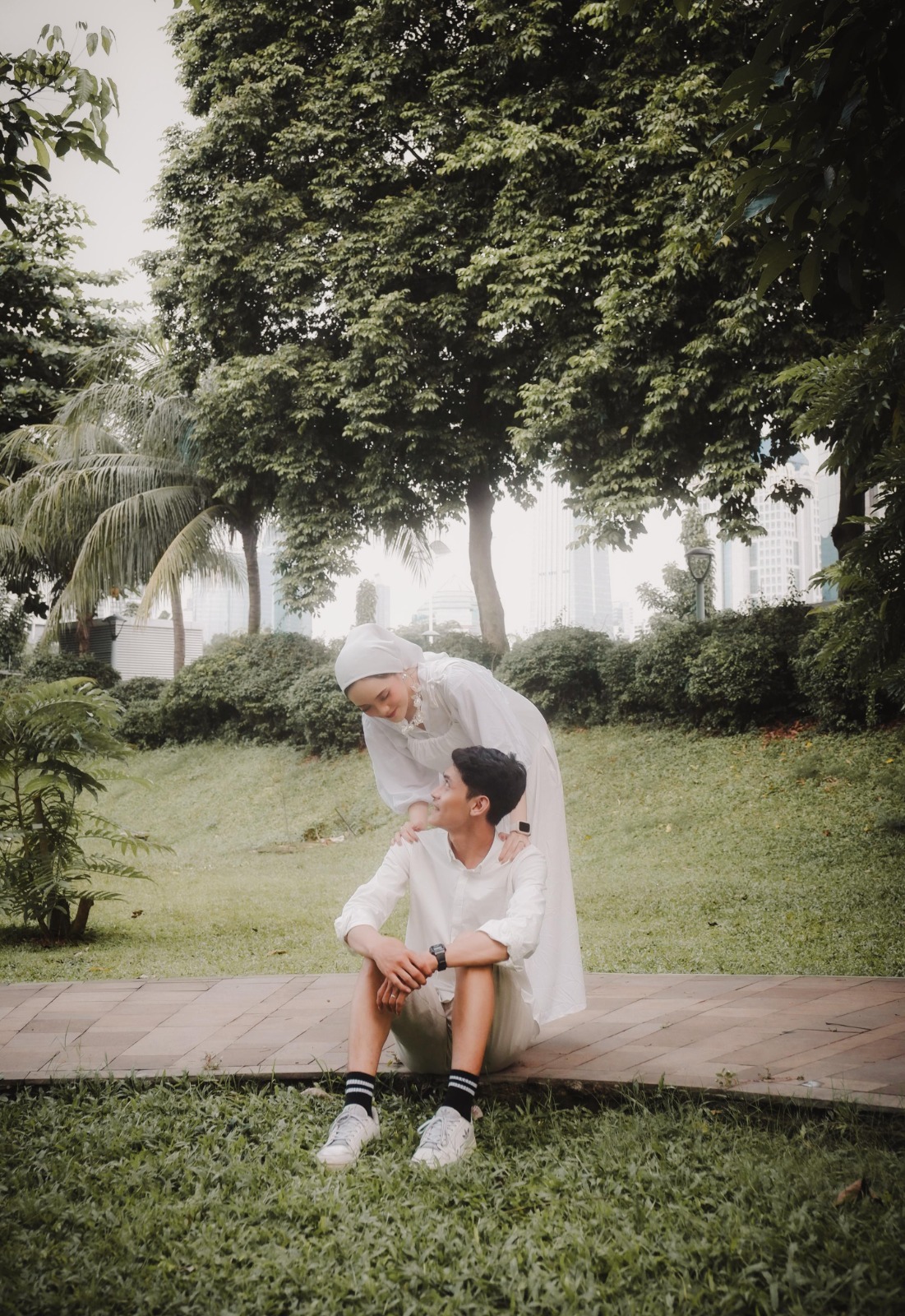 Raissa & Nanda 10