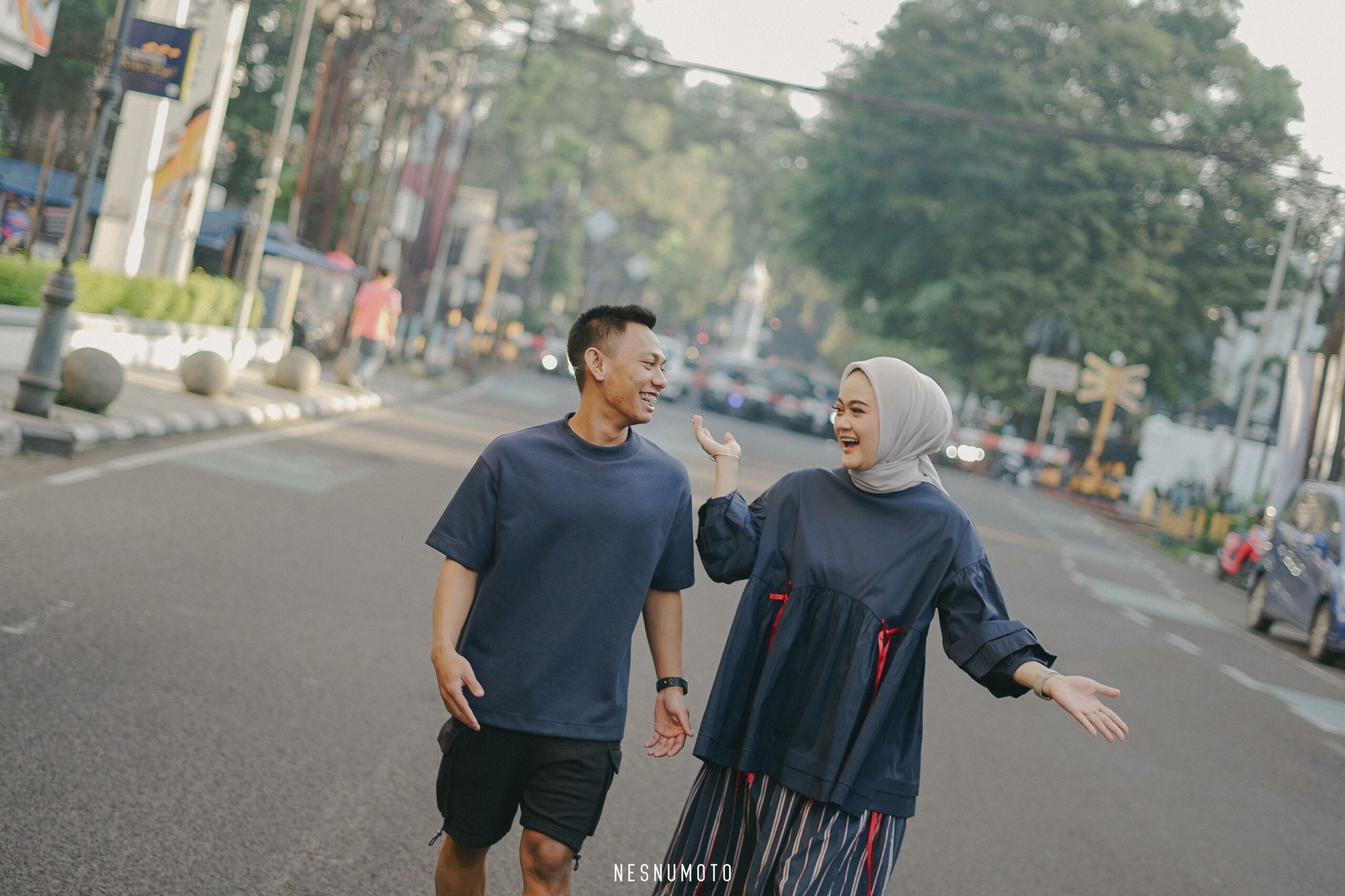Azmi & Zsalzsa 3