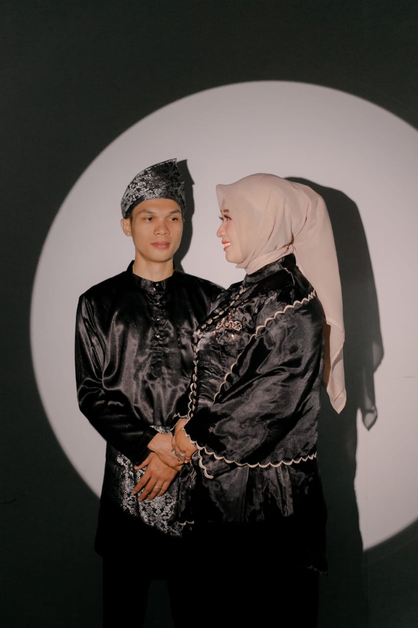 Bella & Tarya 14