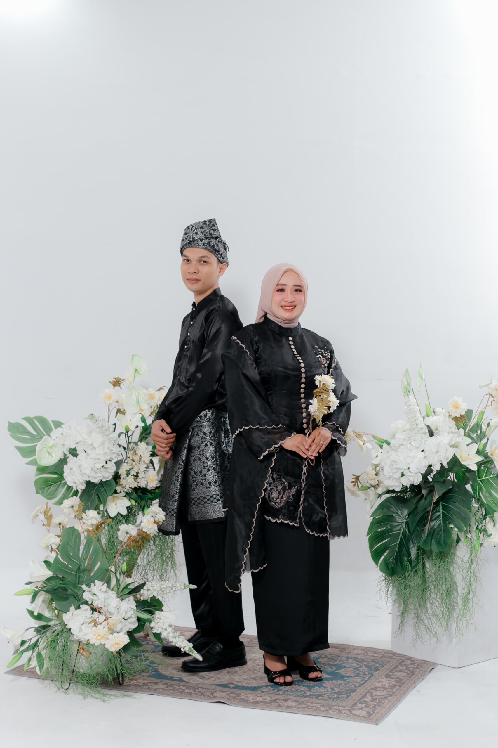 Bella & Tarya 2