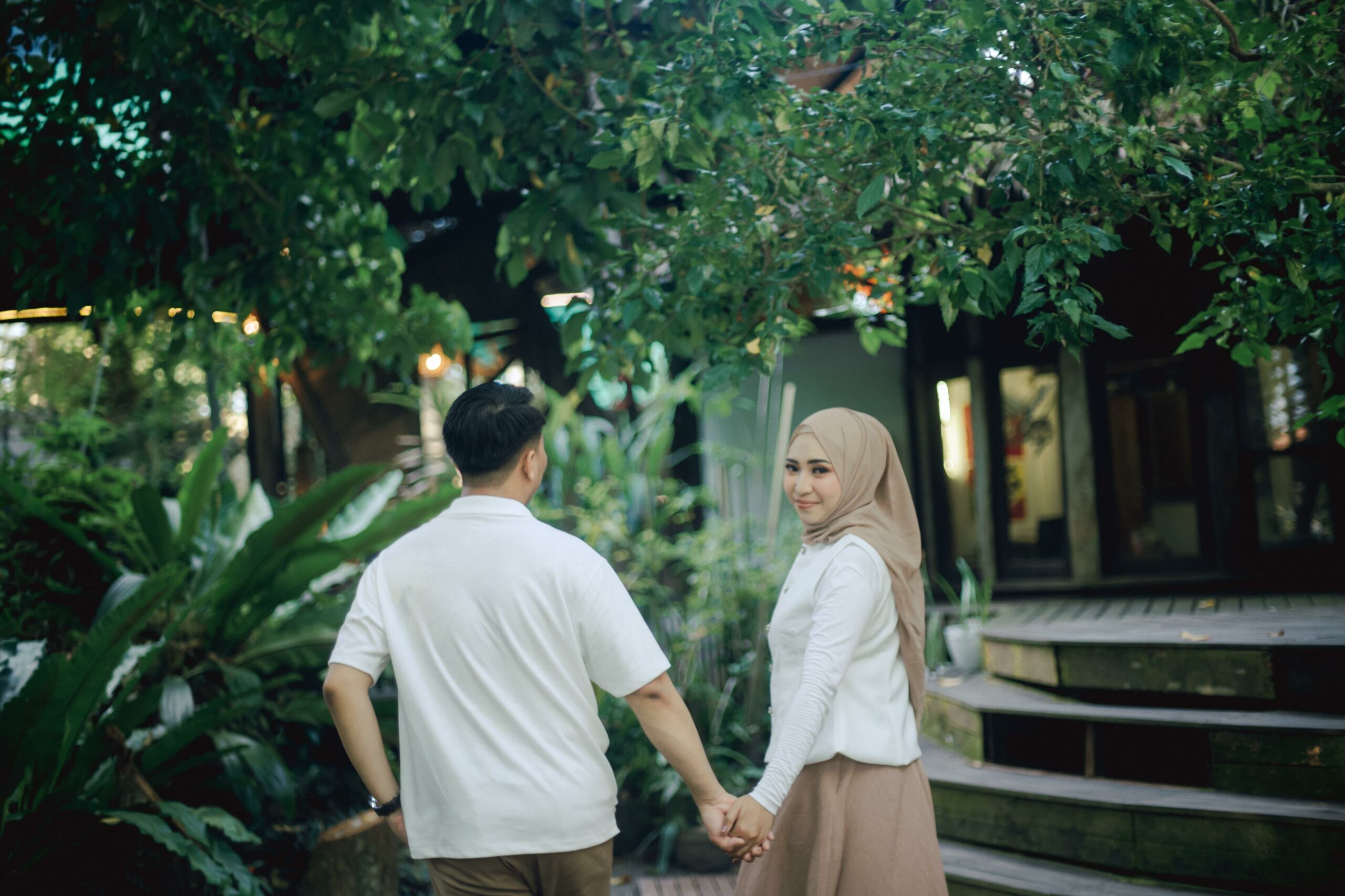 Adit & Dewi 6