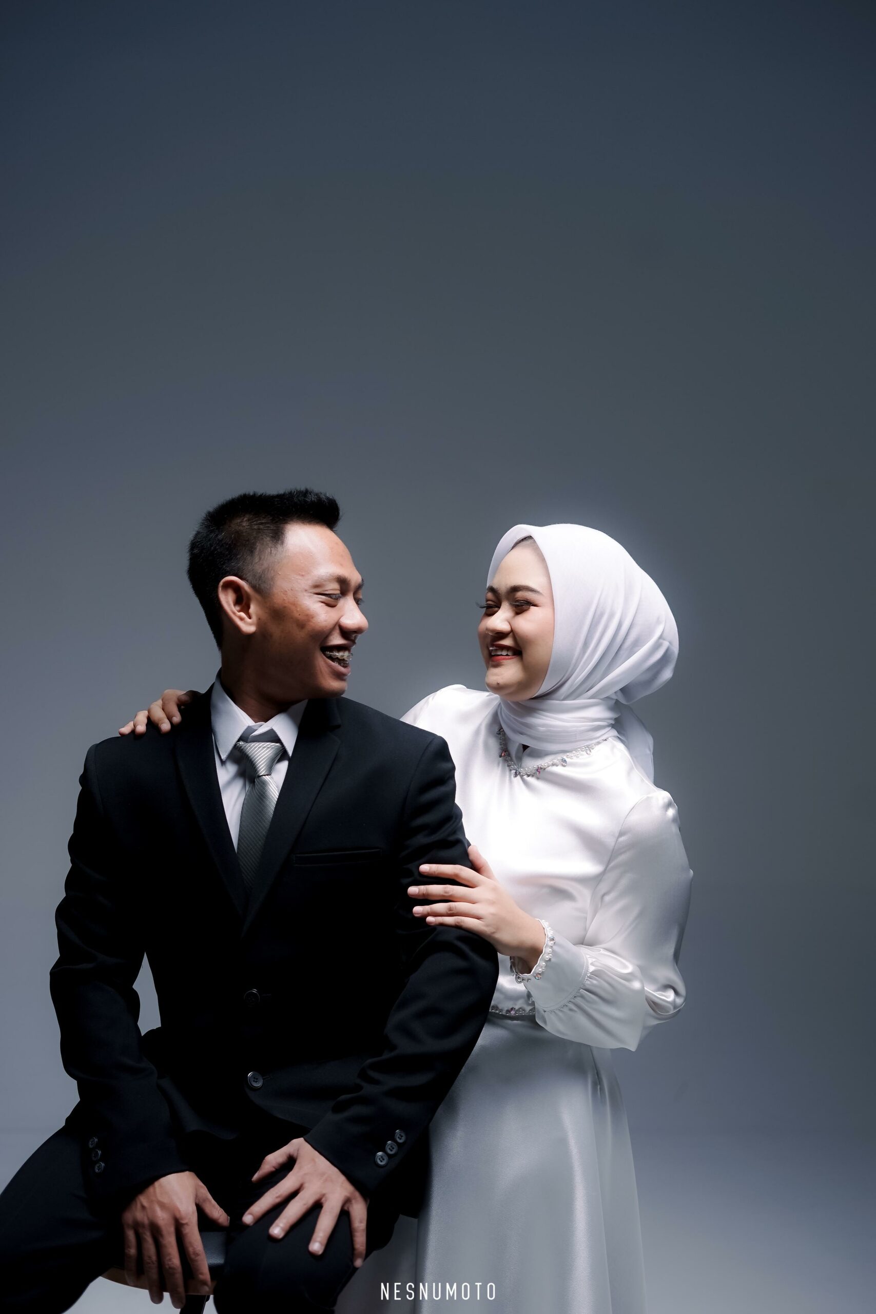 Azmi & Zsalzsa v2 4