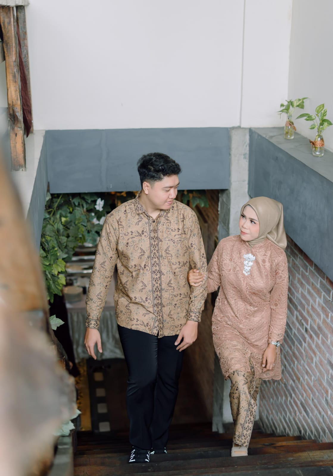 Mega & Adit 16