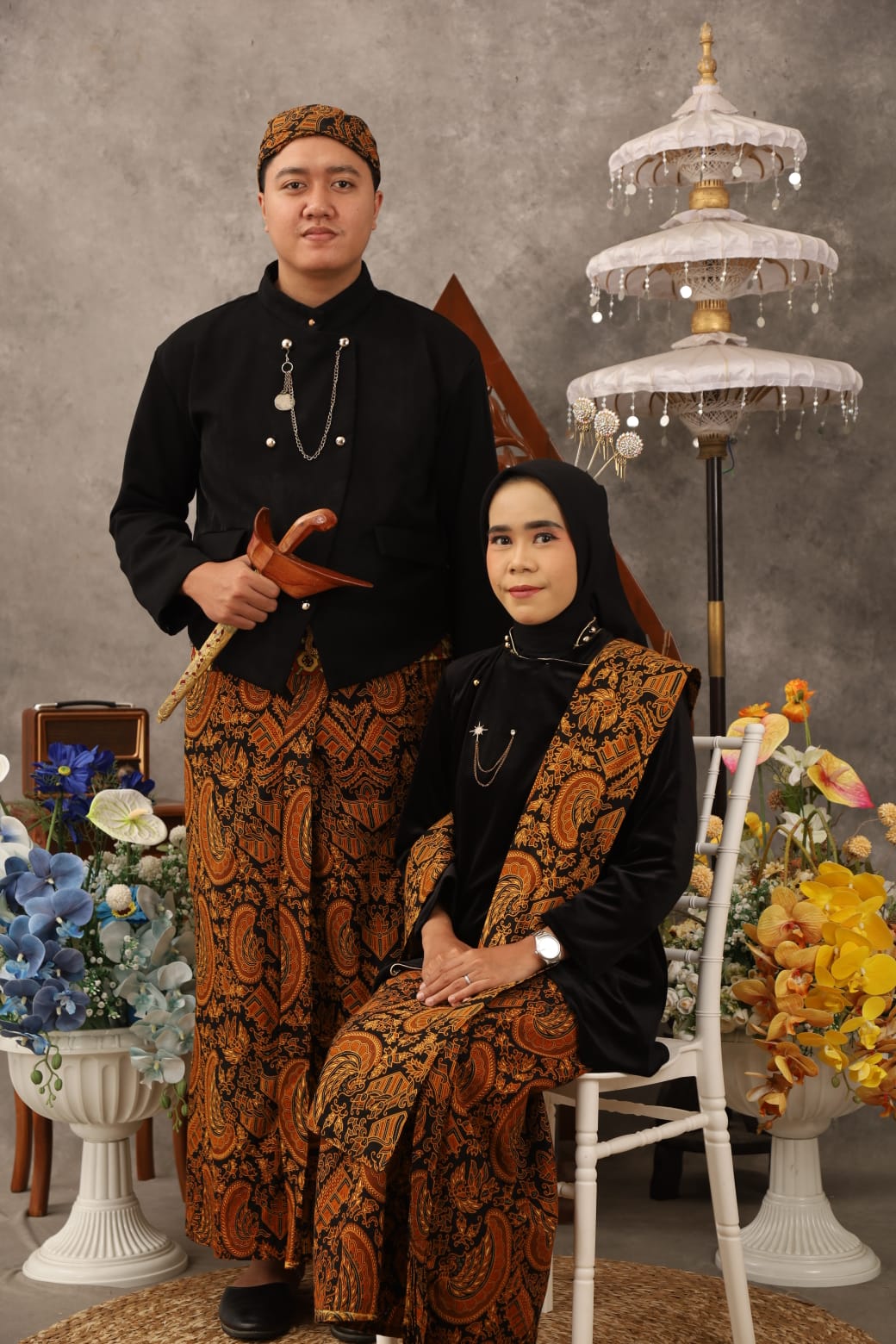 Mega & Adit 4