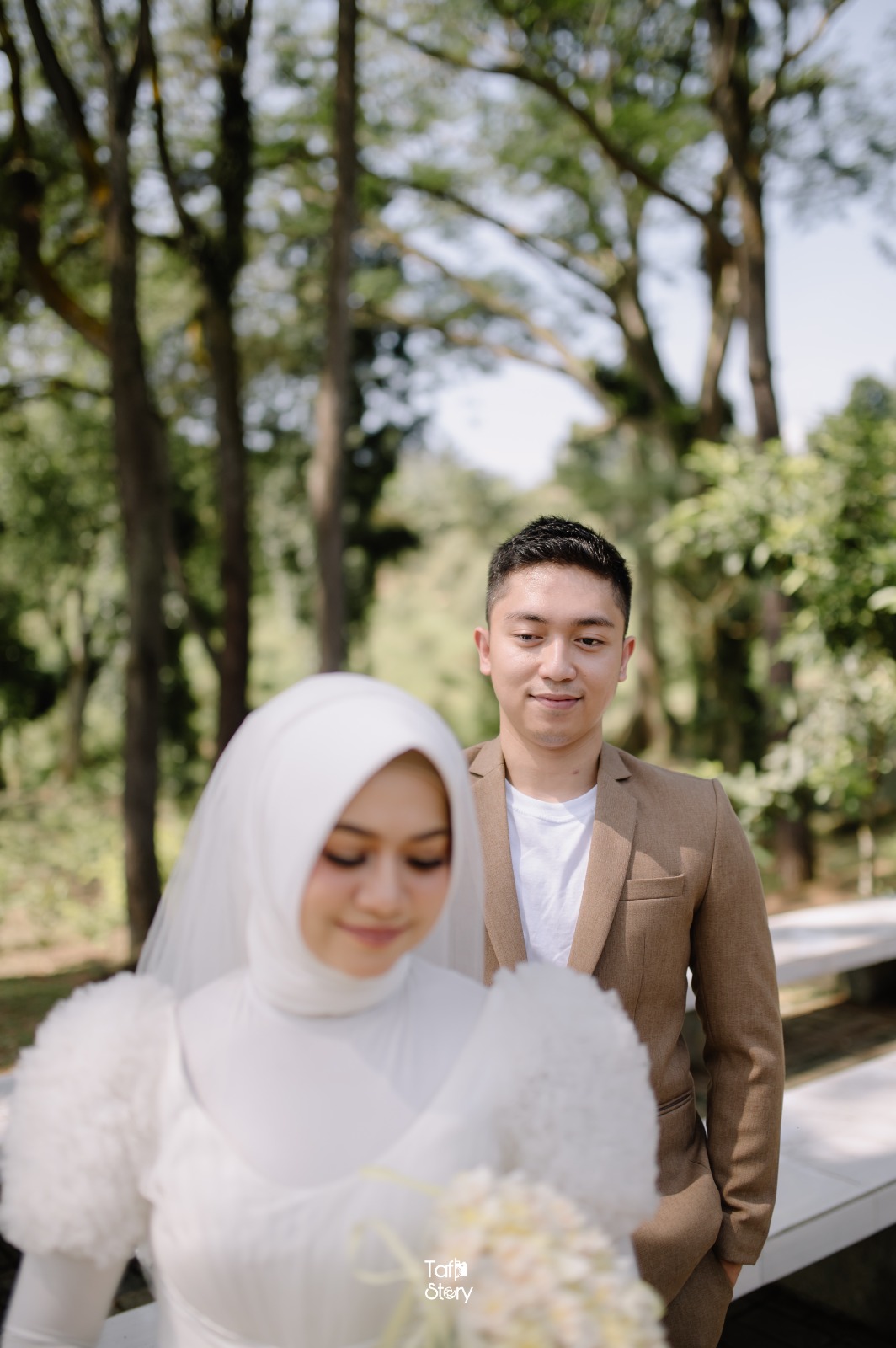 Sarah & Vidi 2