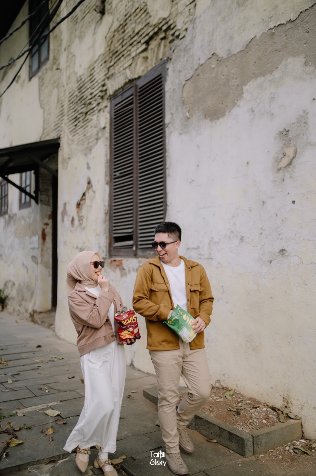 Sarah & Vidi 8