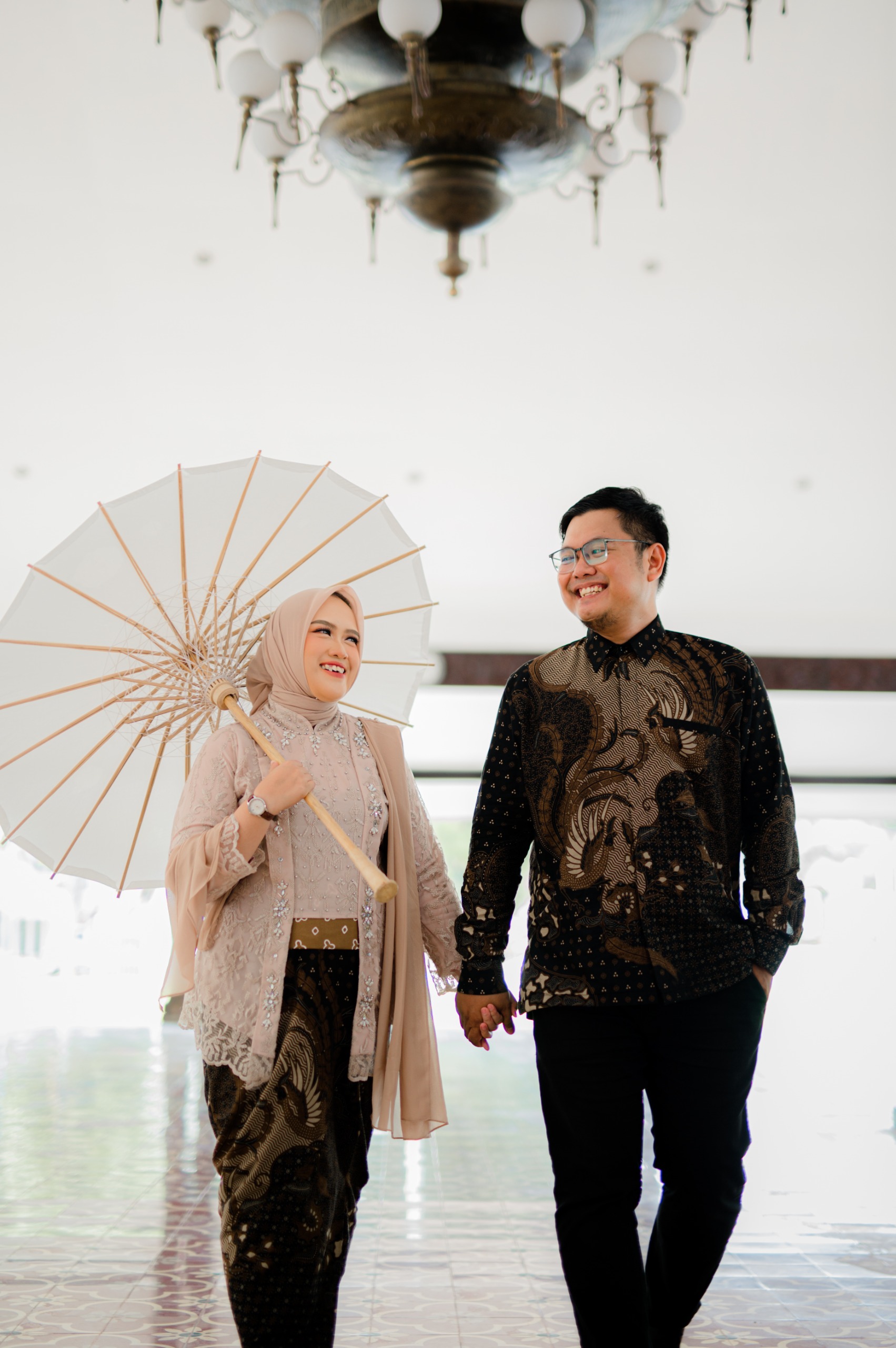 Yuris & Demas 18
