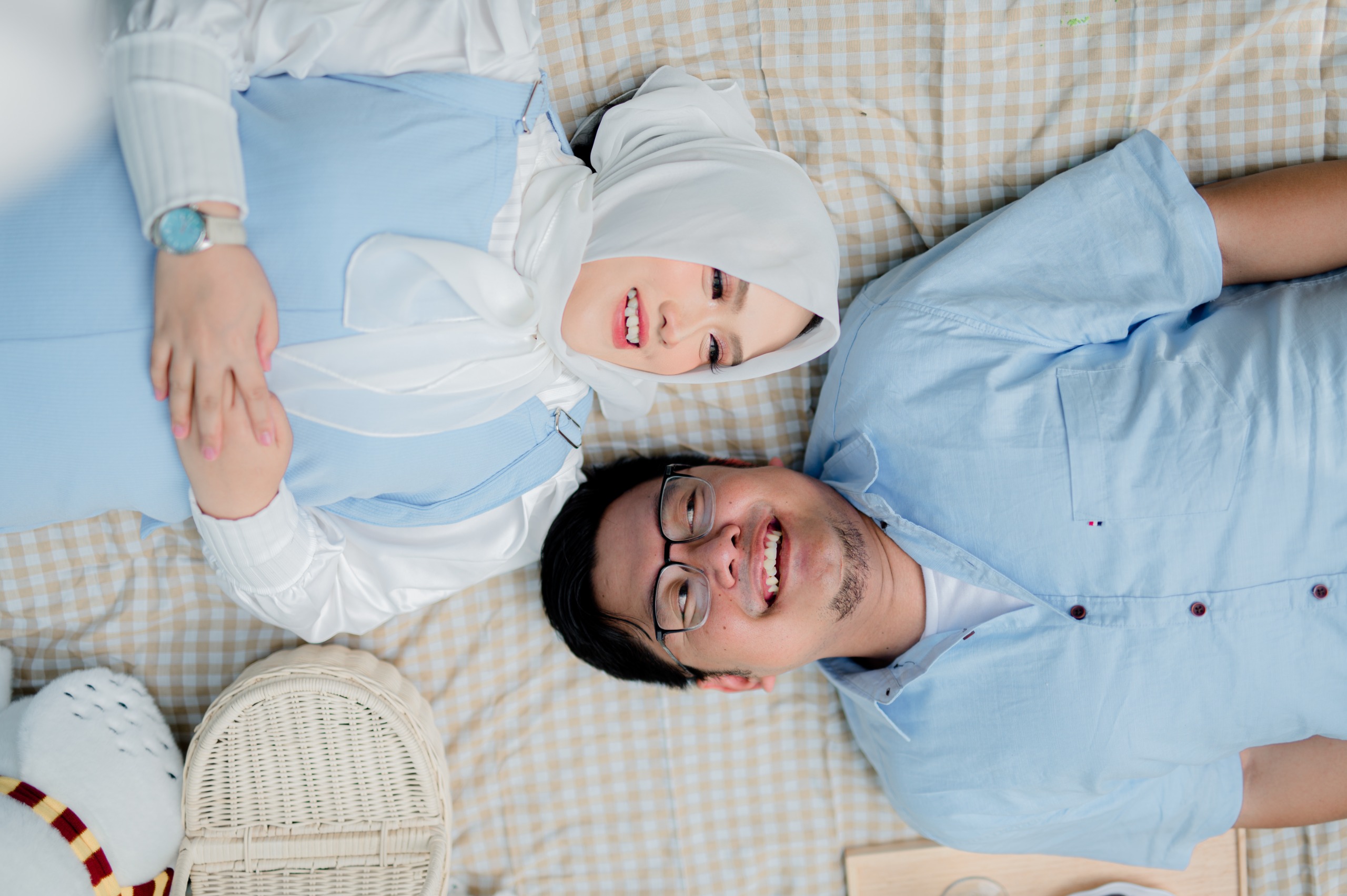 Yuris & Demas 5