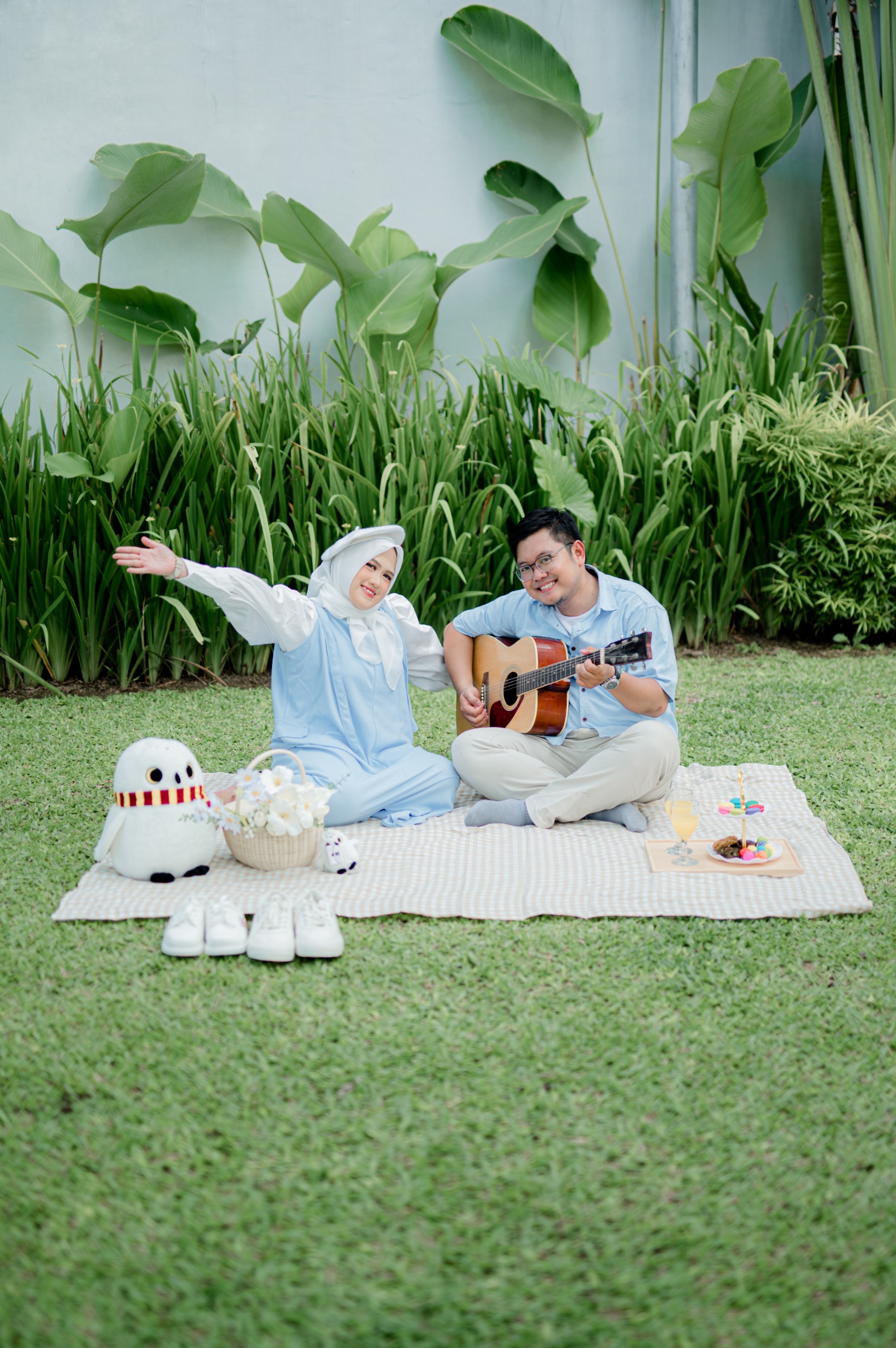 Yuris & Demas 8
