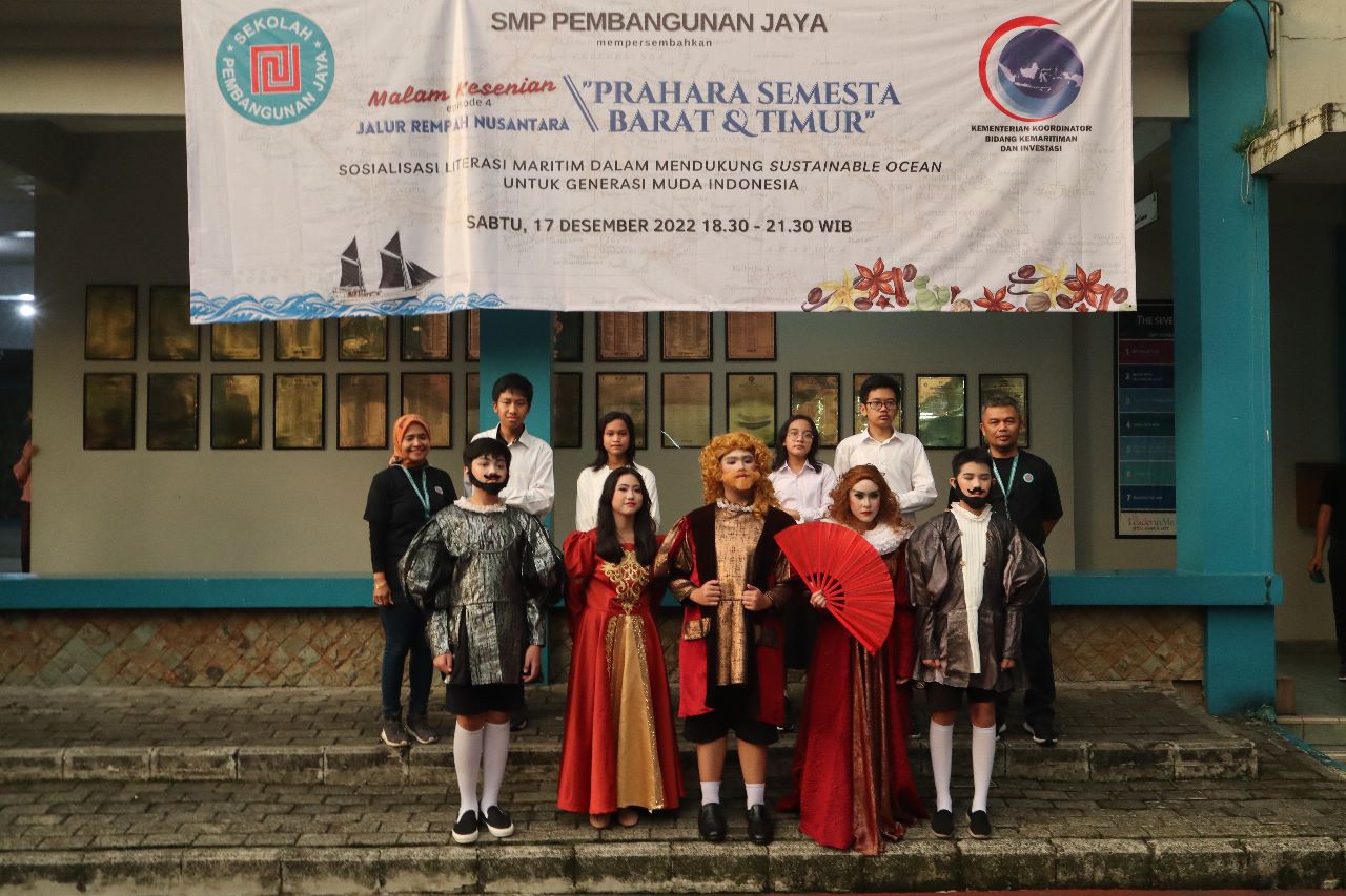 graduation-SMP-Pembangunan-Jaya-Bintaro-19.jpg