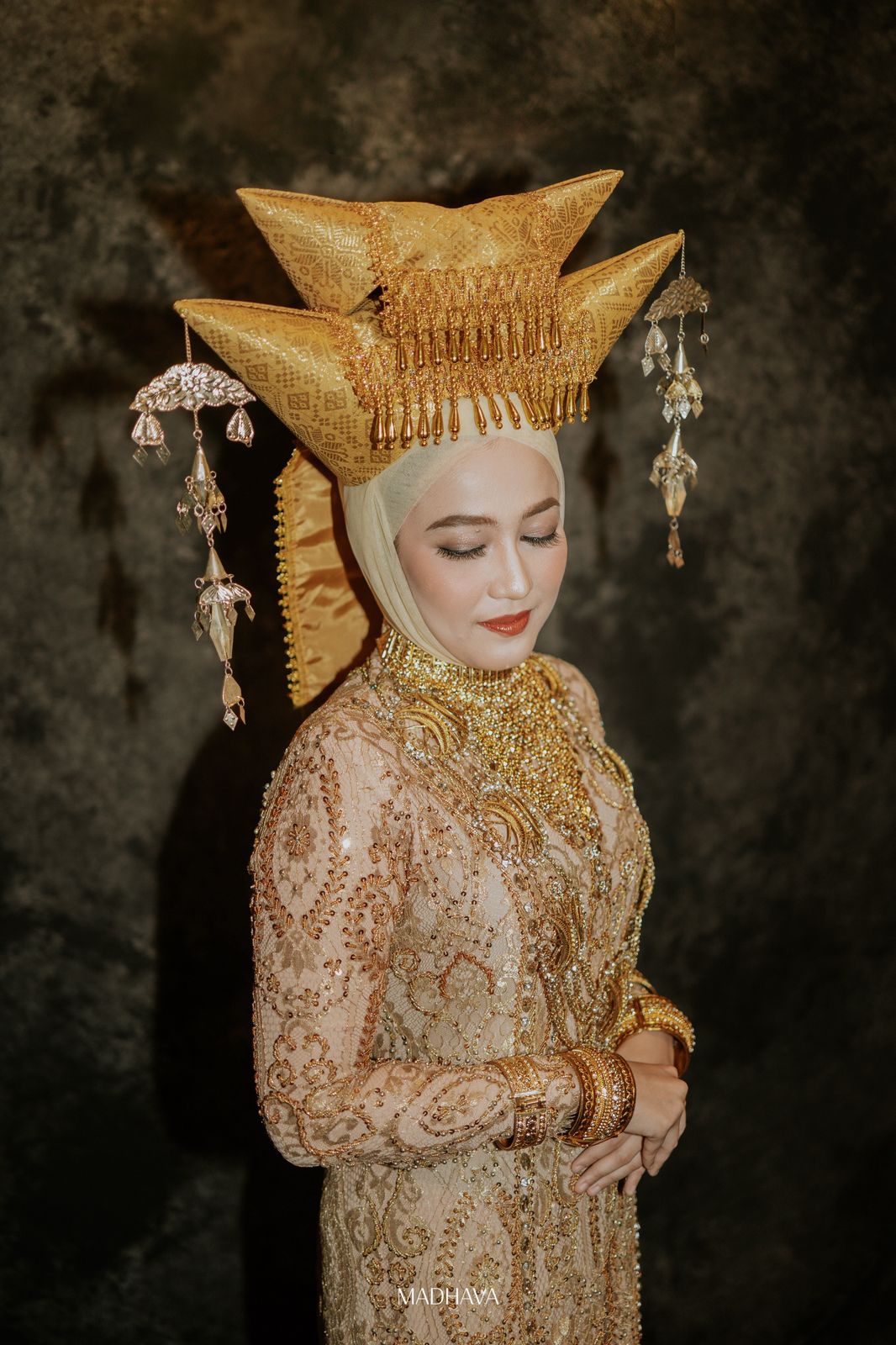 Fahri & Mutiara 11