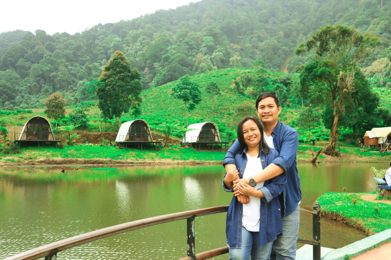 Tony & Meynar 1
