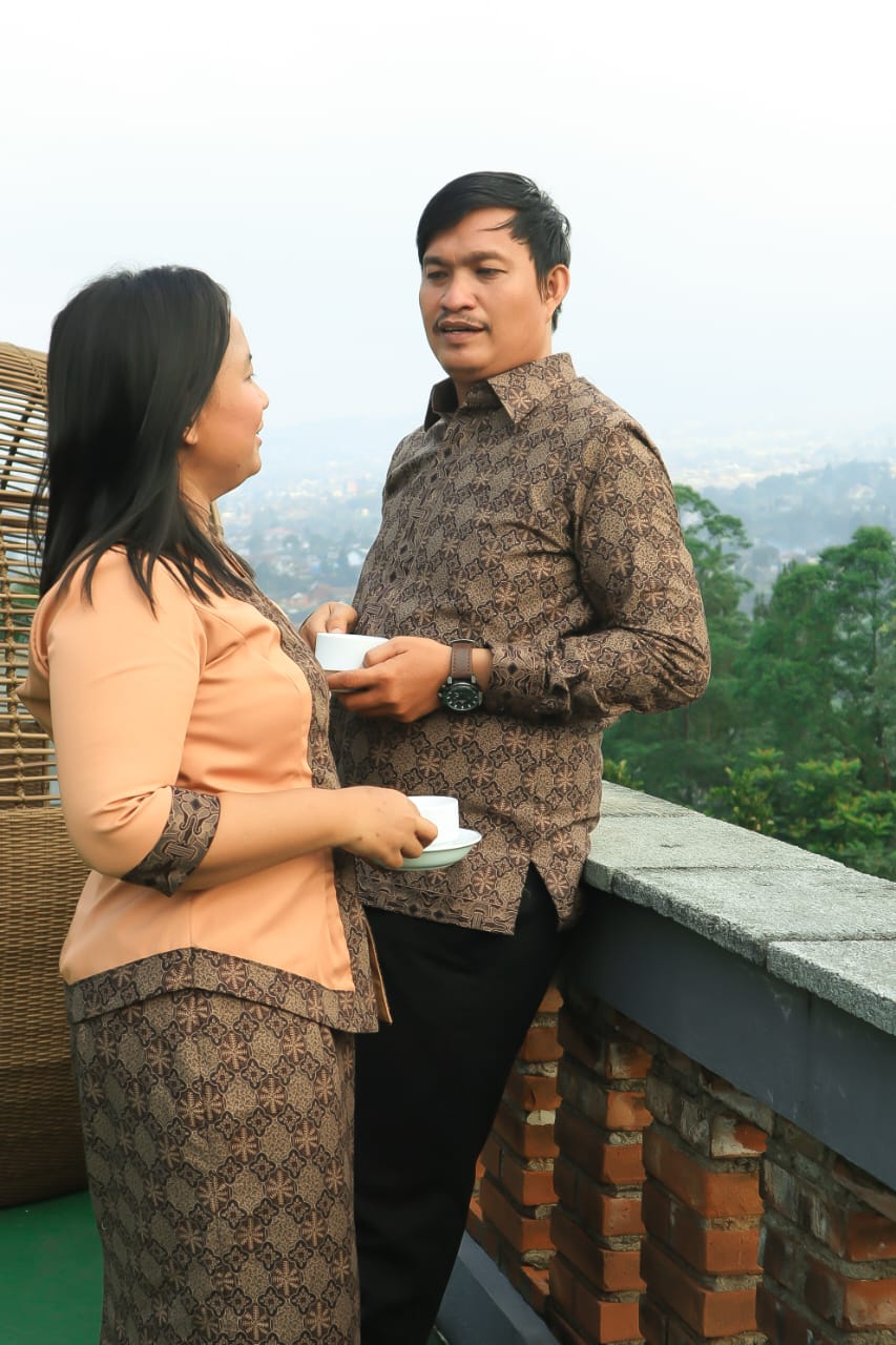 Tony & Meynar 7