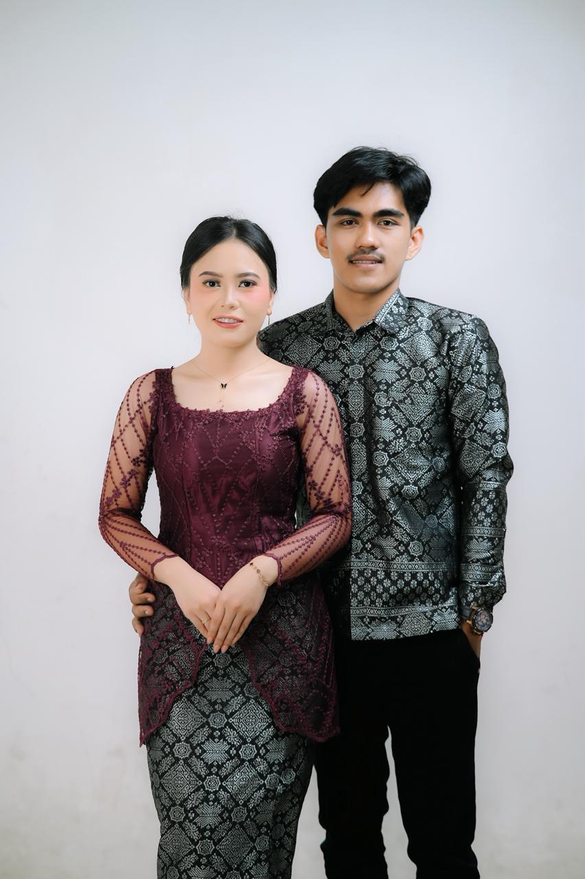 Efen & Tiwi 17
