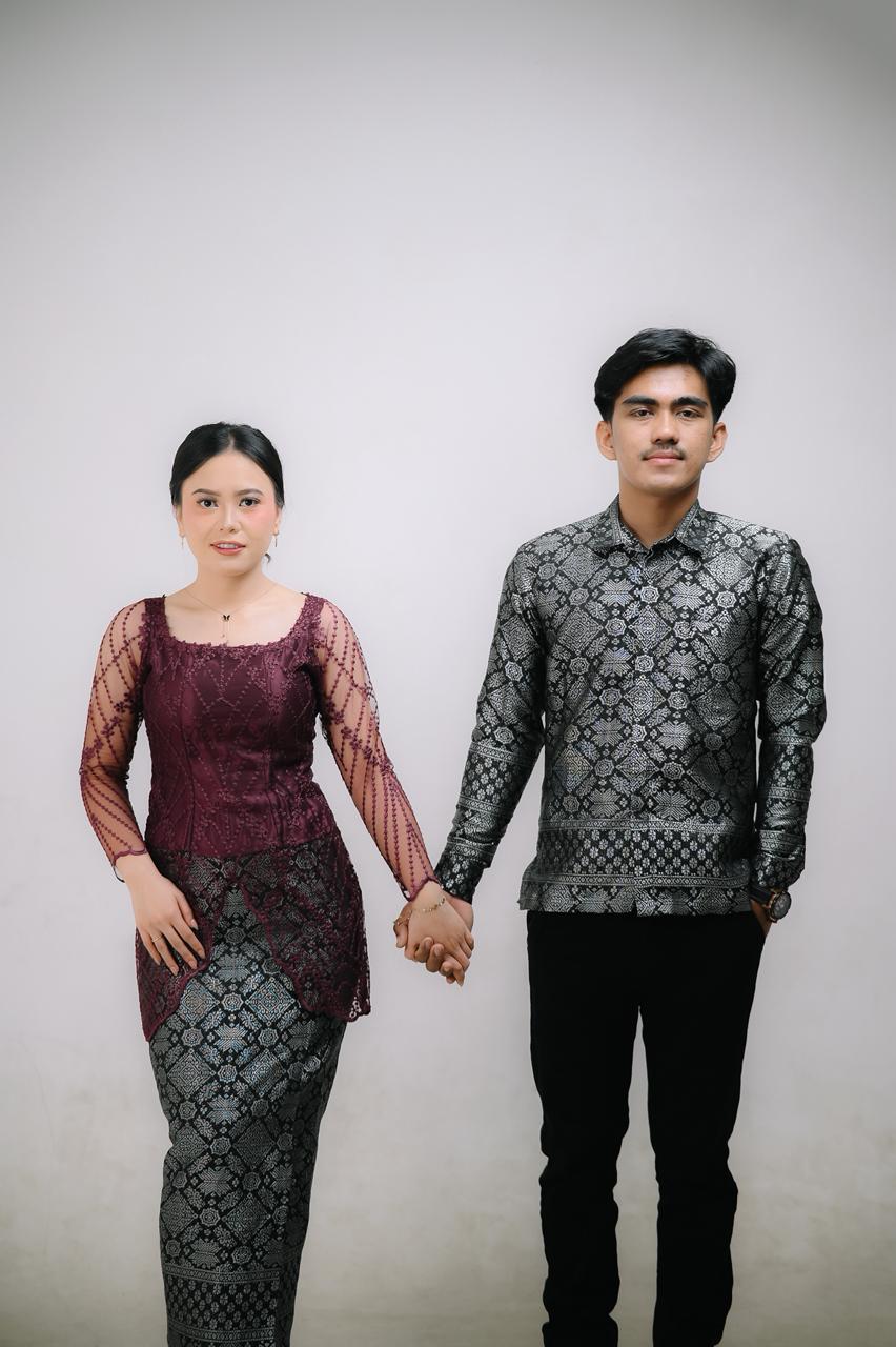 Efen & Tiwi 19