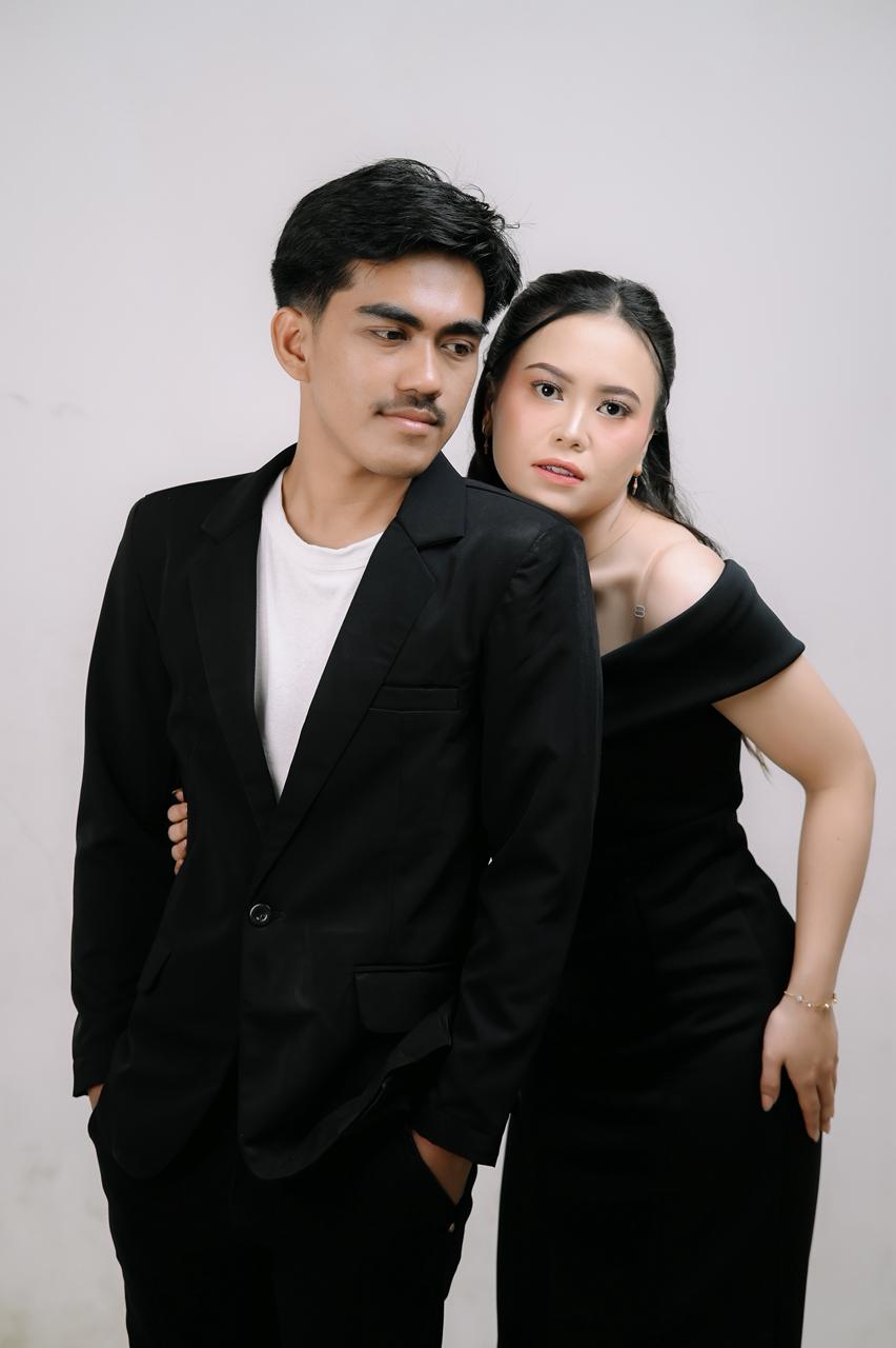 Efen & Tiwi 2