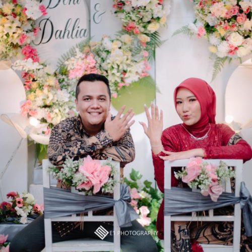 Dahlia & Deni 16