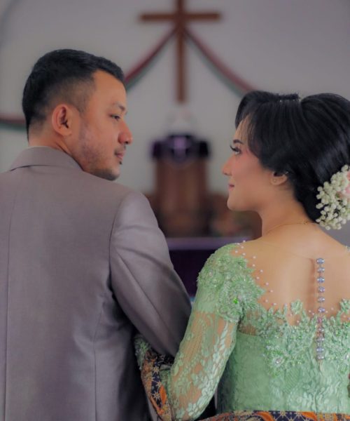 Daryanto & Friska 6R