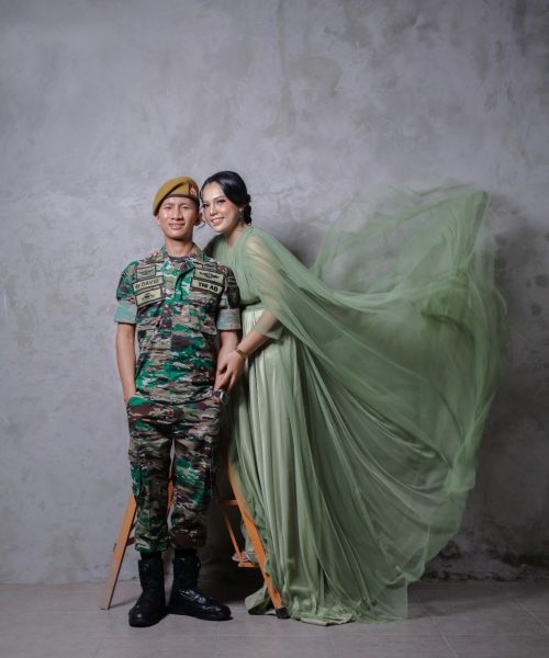 David & Novi 18