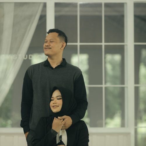 Debi & Maul 16