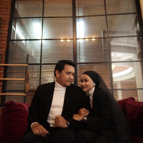 Dewi & Reza 2