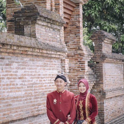 Ernes & Latief 18