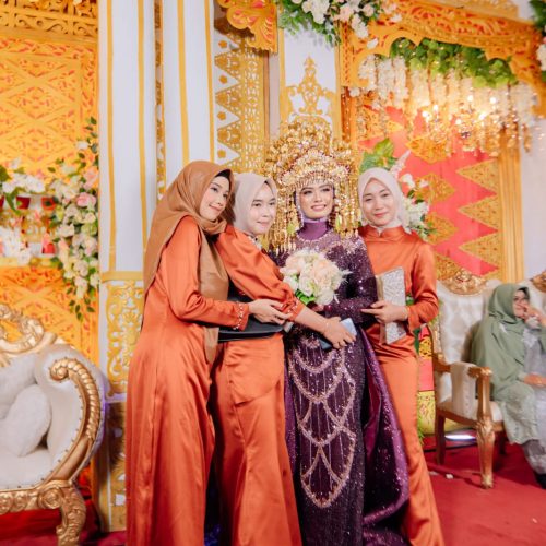 Faros & Tika 15
