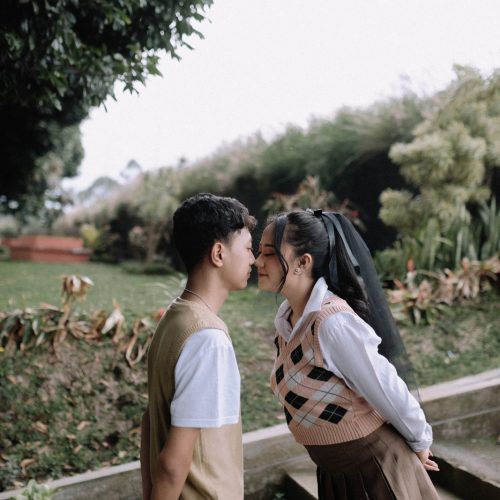Giwa & Isty 4