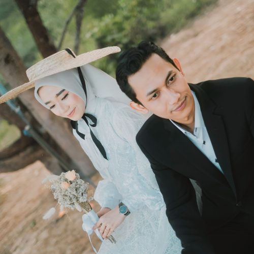 Indah & Pra 10