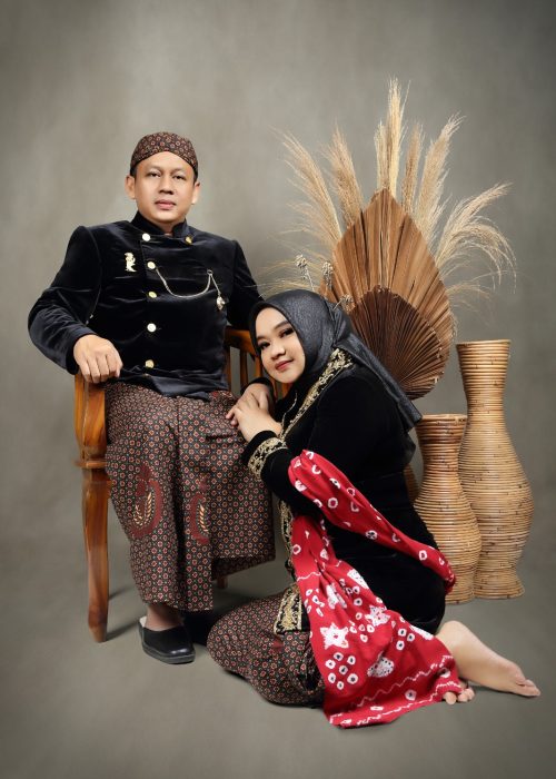 Ratnawati & Toni 3