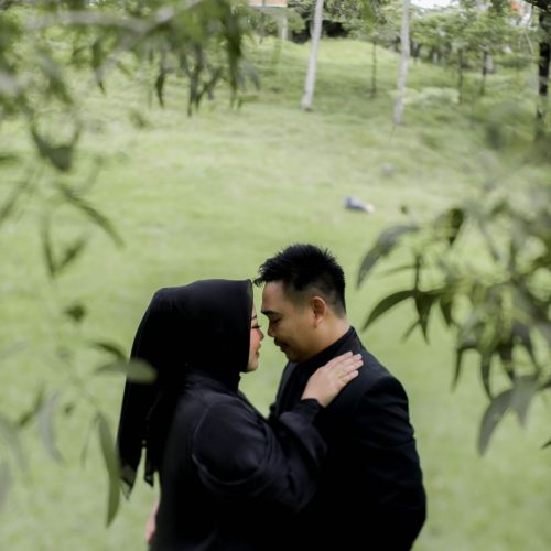 Rizka & Aulia 12