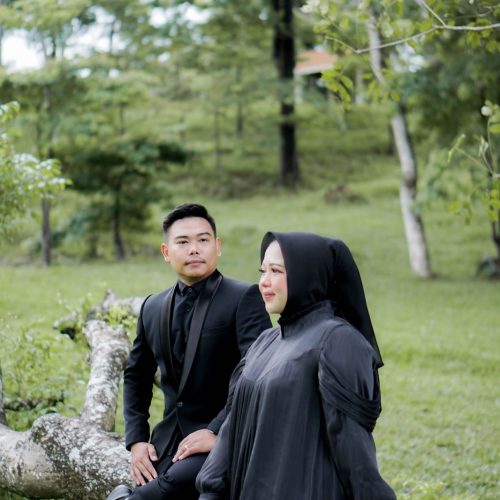 Rizka & Aulia 18